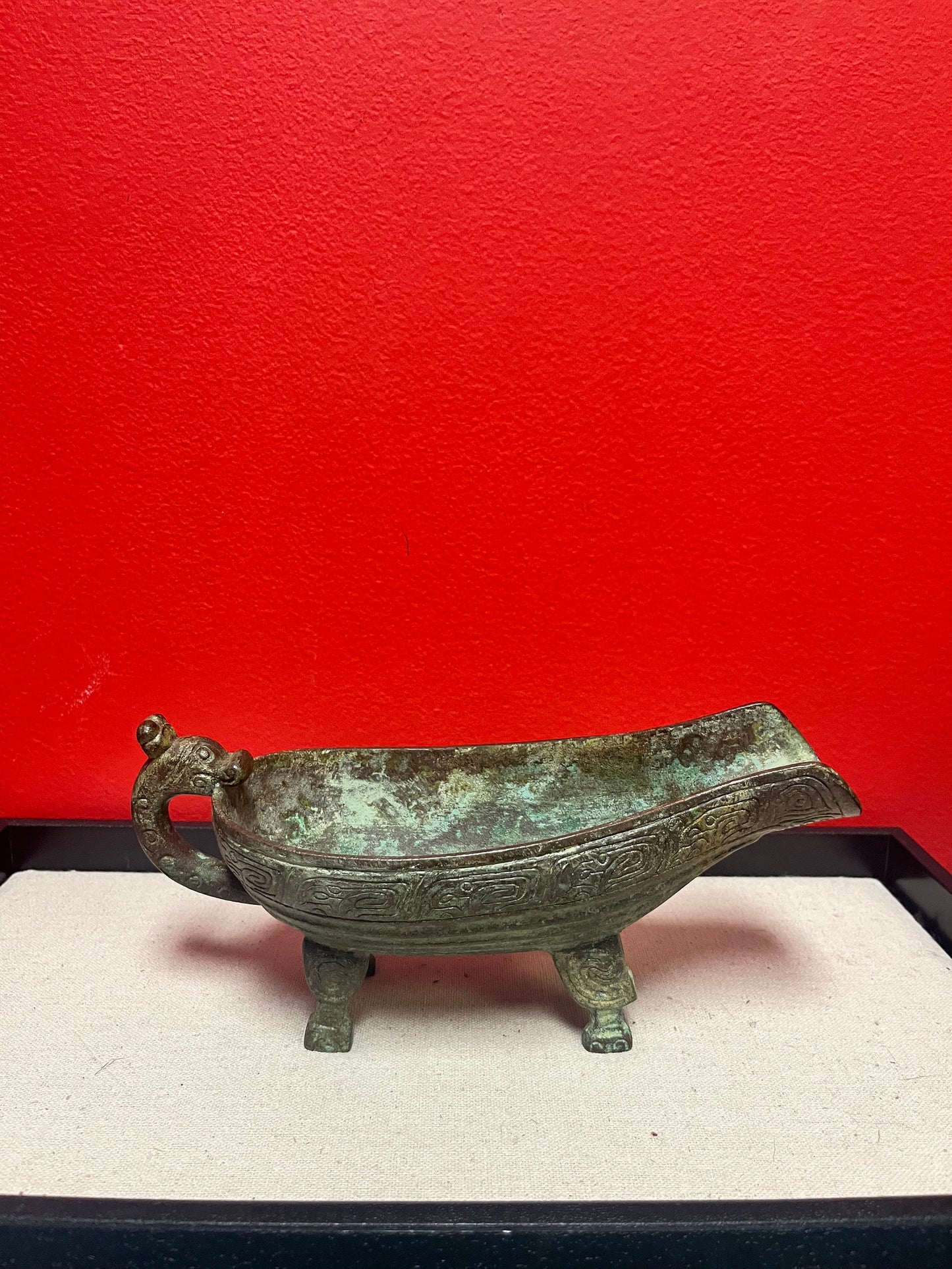 A Museum quality 8 1/2 x 3 1/2 x 3 high stunning heavy Chinese bronze drinking vessel Shang dynasty style - amazing patina