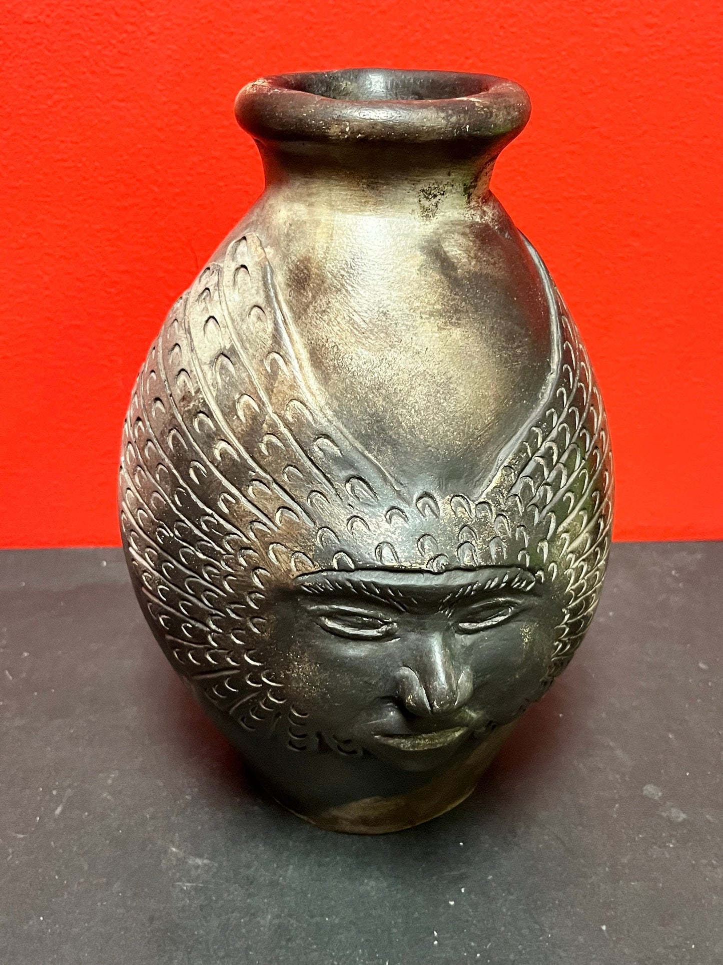 A  Fantastic YVO  SAMGUSHAK Inuit raku pottery and 10 inch vase wonderful rare piece  Indigenous Inuit art  ranken inlet  wow
