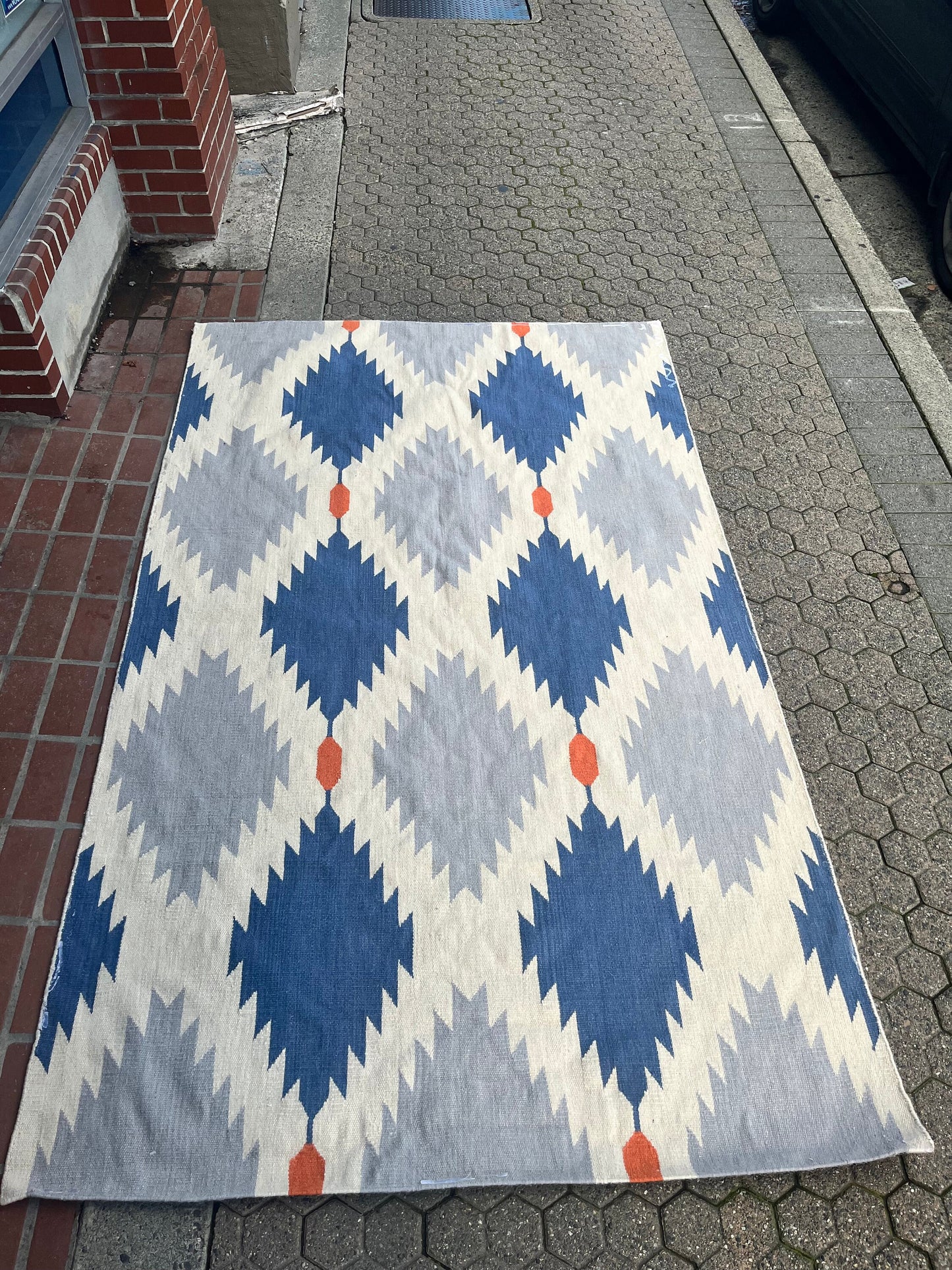 Approx 96 x 58 authentic wonderful Navajo wrote rug carpet huge little glue in the corners to see photo - wow
