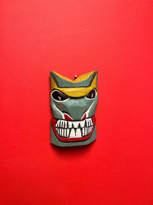 Stunning primitive indigenous first nations pacific northwest coast 7 x 5  painted polychrome mask  signed on bottom