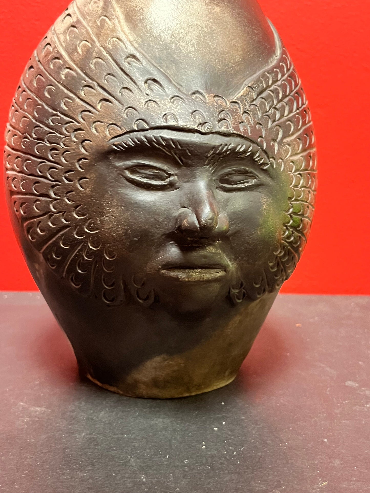 A  Fantastic YVO  SAMGUSHAK Inuit raku pottery and 10 inch vase wonderful rare piece  Indigenous Inuit art  ranken inlet  wow
