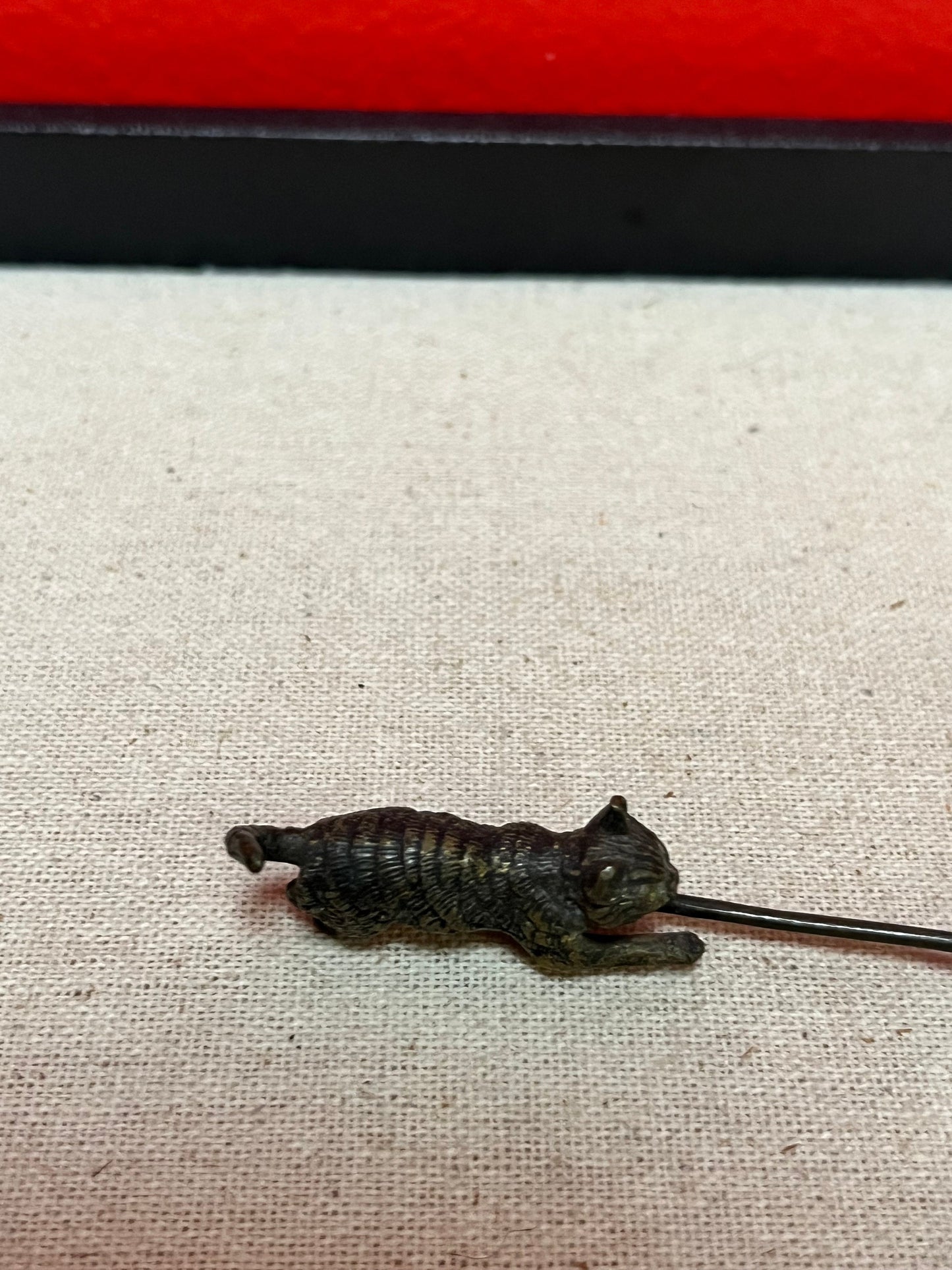 Stunning 4.5 inch Franz Bergman cold  painted bronze cat and mouse on broomstick in good condition  wow - rare