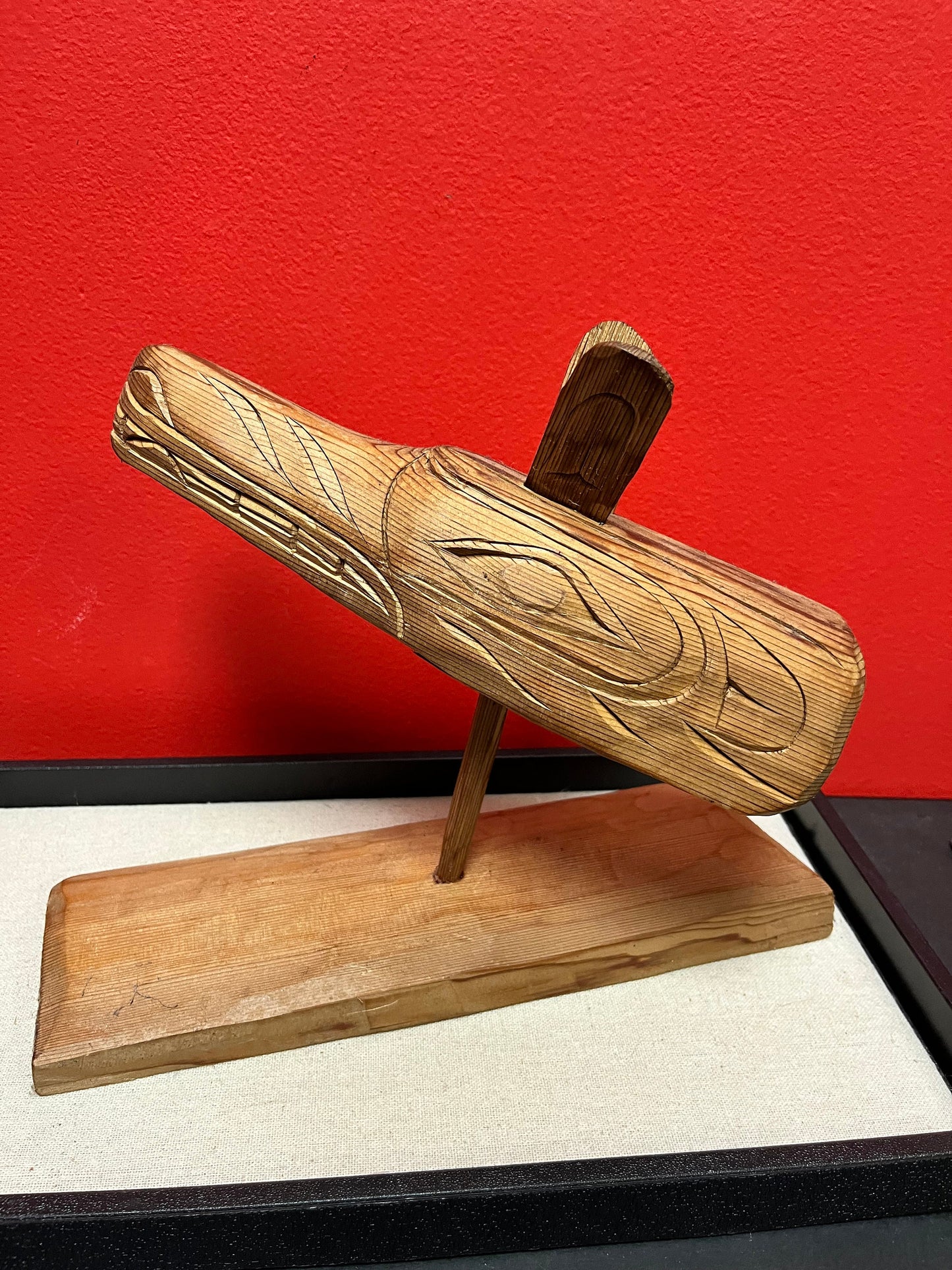 Stunning 11 x 8 high indigenous first nation specific northwest coast cedar painted killer whale on stand great detail - wow