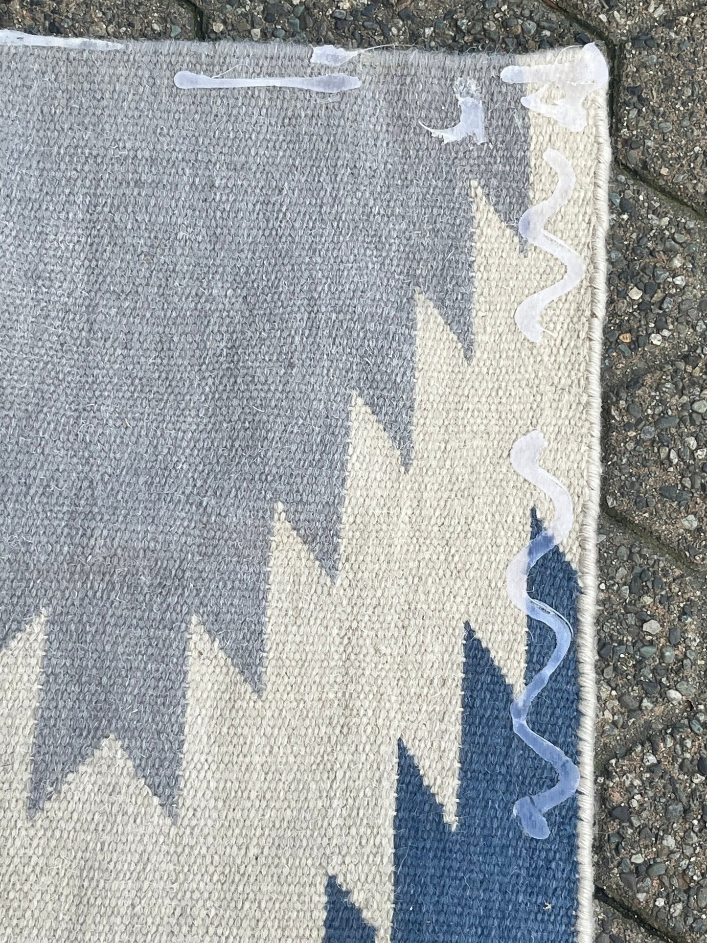 Approx 96 x 58 authentic wonderful Navajo wrote rug carpet huge little glue in the corners to see photo - wow