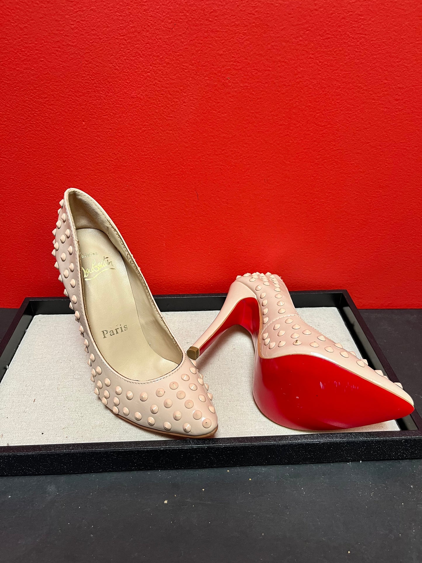 Fabulous authentic Christian Louboutin pumps size 36 fits 5.5 to 6 ladies like new unbelievable deal