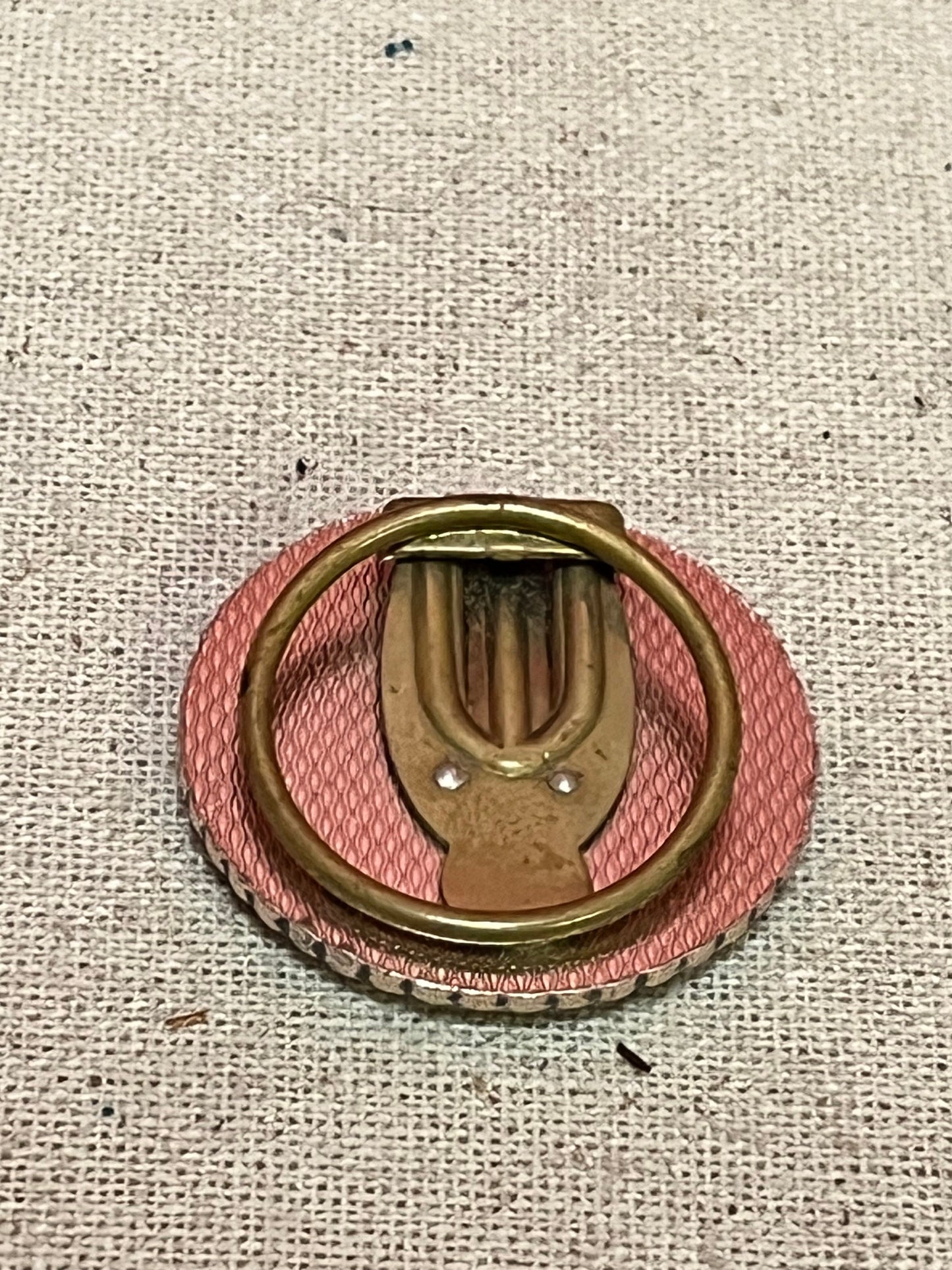 Siam paper clip 1.5 inches long