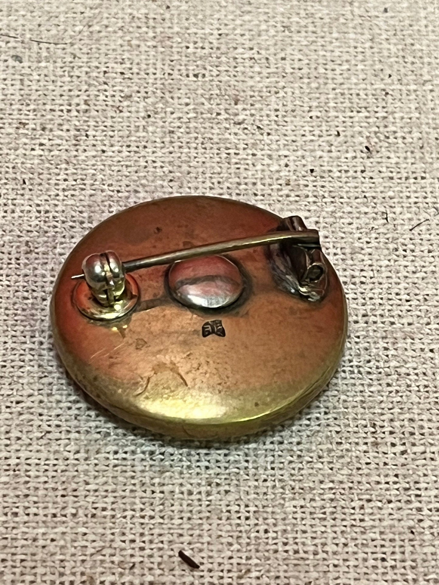 1 inch Japanese Satsuma brooch in lovely condition perfect gift