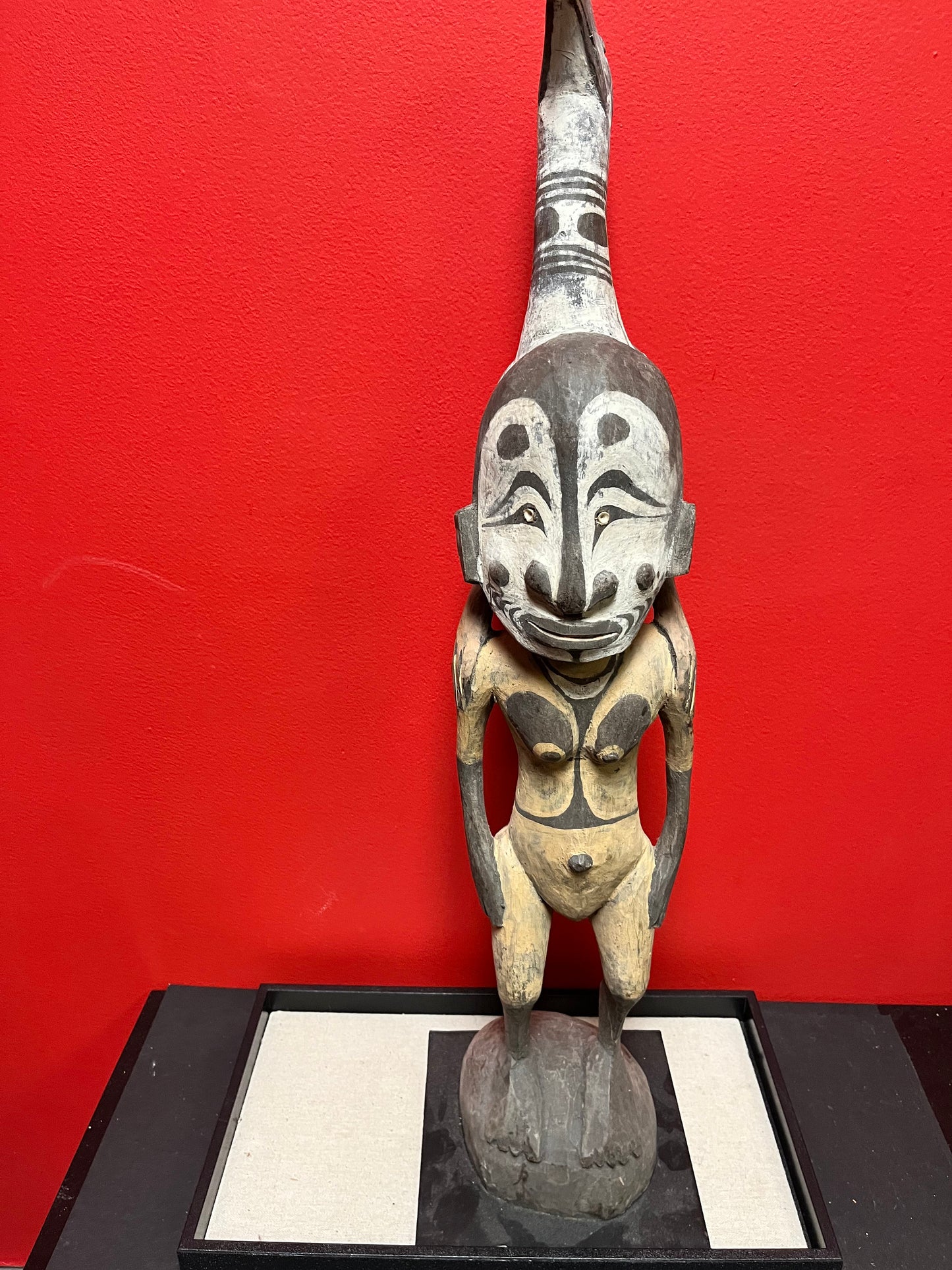 Very rare museum quality 19 century 27 inch Papua New Guinea statue stunning detail and quality in good condition see photos - wow wow
