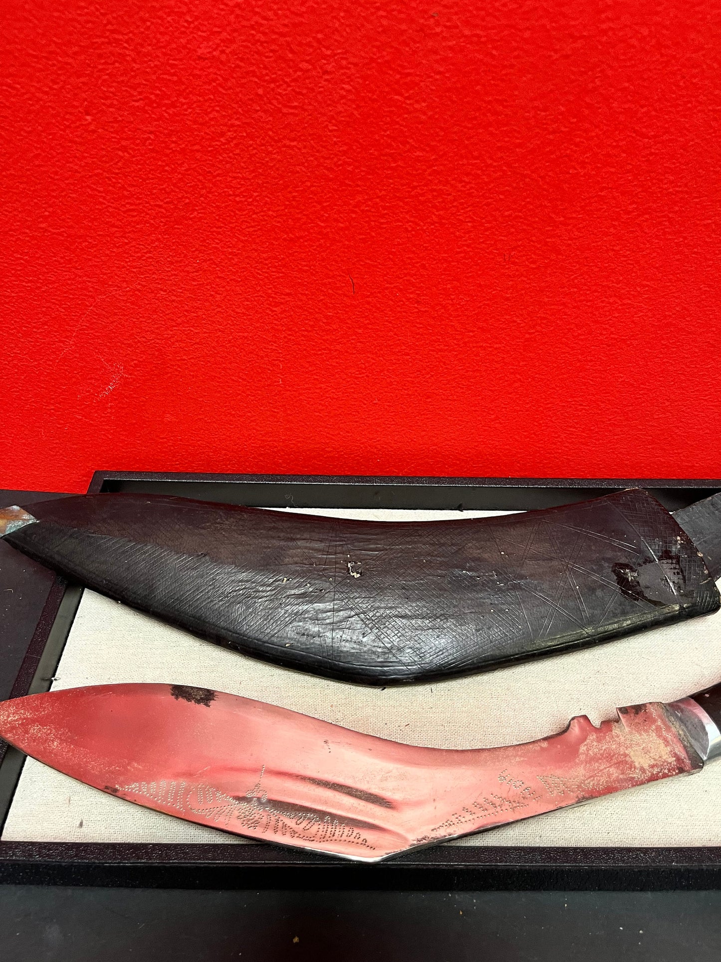 Stunning 15 inch long authentic Gurkha knife in original sheaf wonderful detailed decoration wow piece