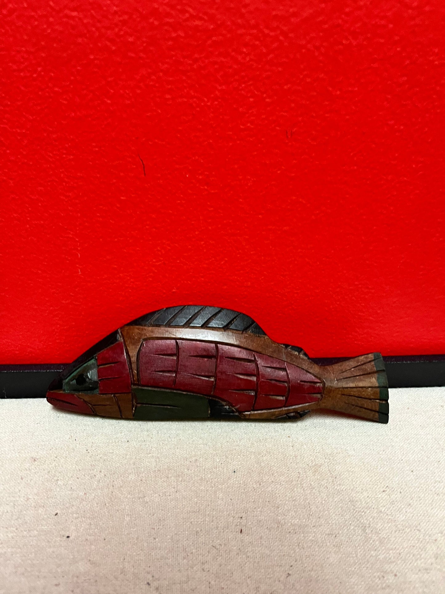 Lovely detailed 7 inch long Frank and Dora Frenchie indigenous first nation, Pacific Northwest coast salmon