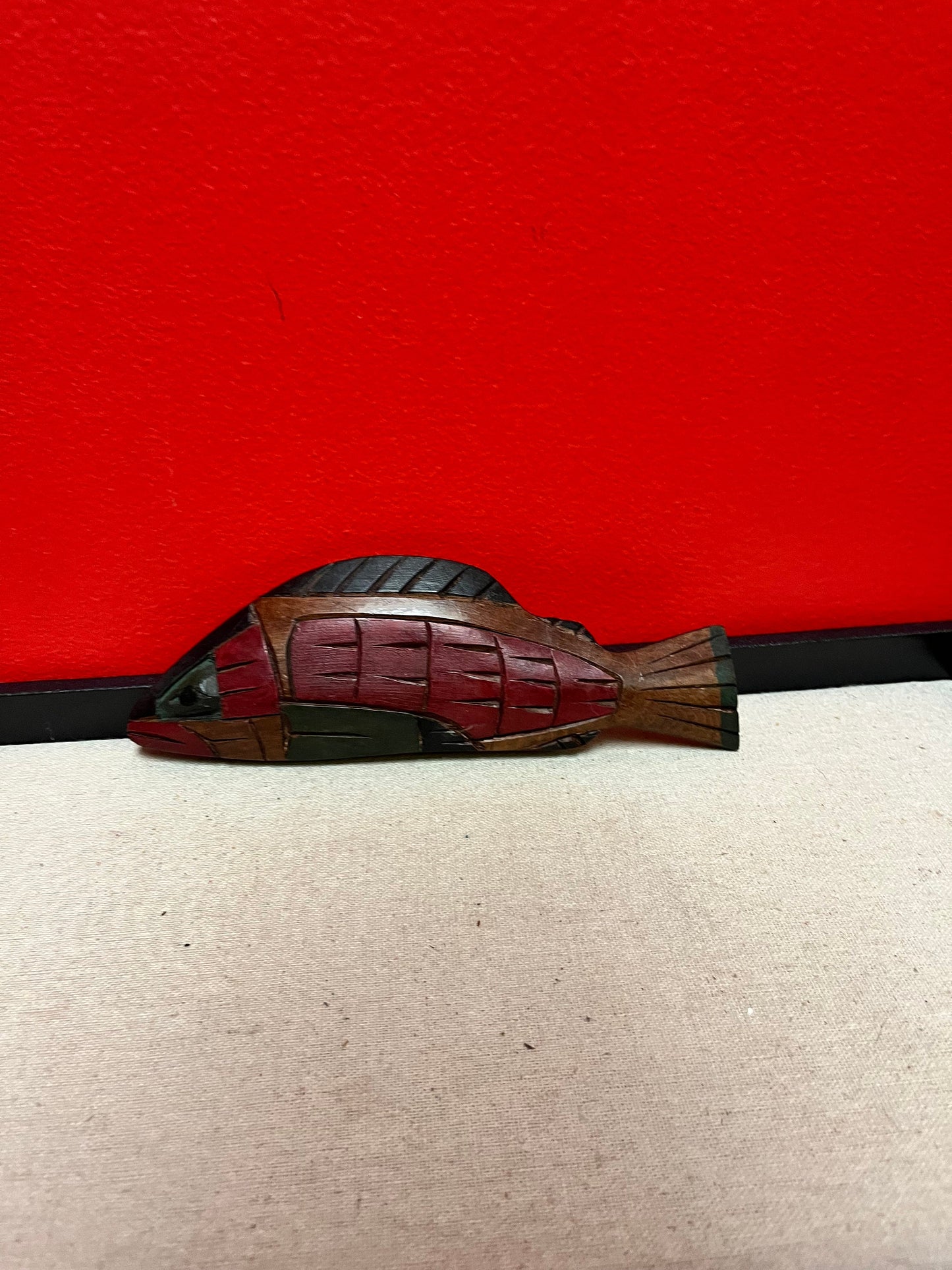 Lovely detailed 7 inch long Frank and Dora Frenchie indigenous first nation, Pacific Northwest coast salmon
