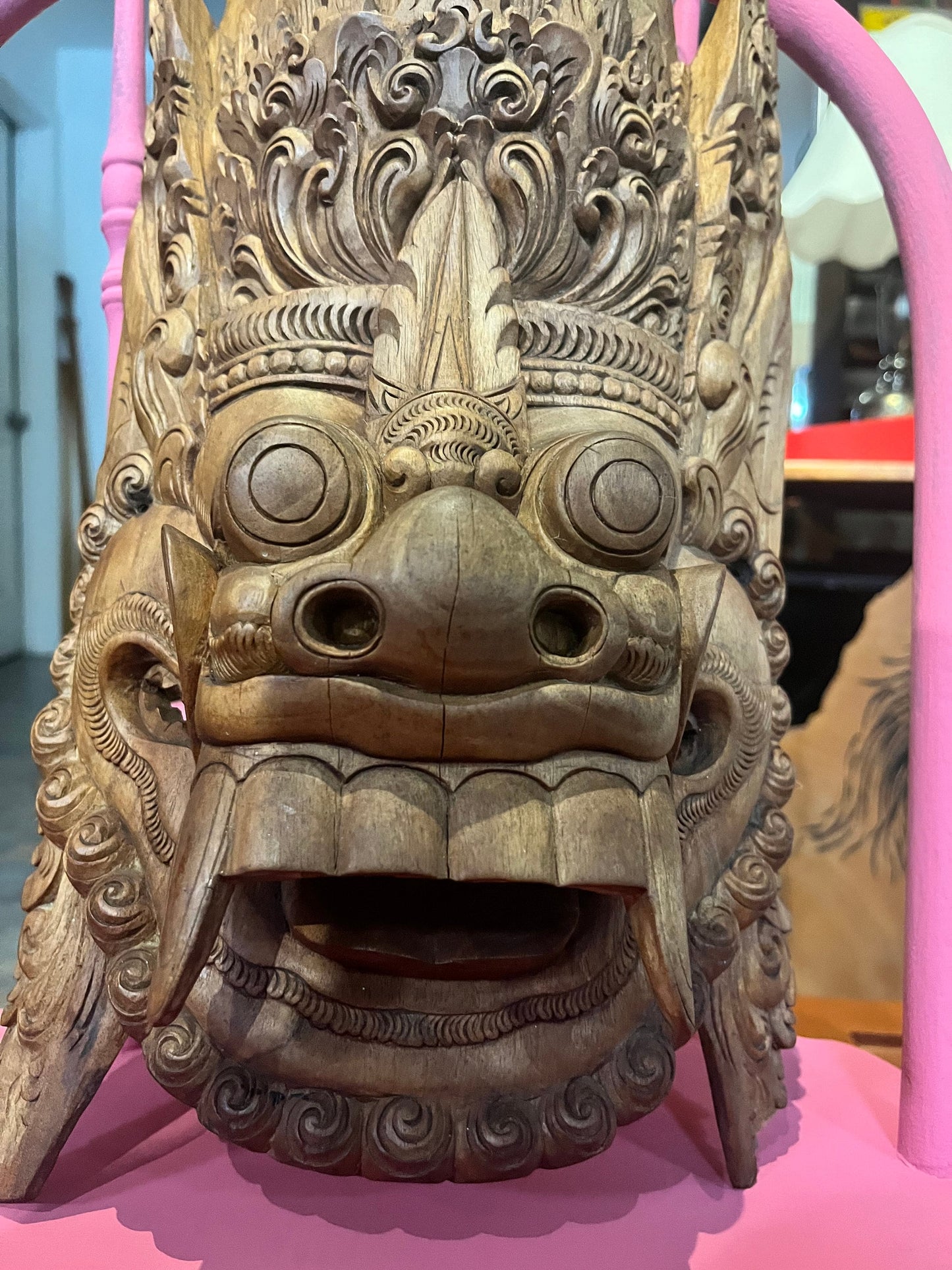 Approx 20 inch tall, stunning vintage Indonesian bali mask amazing detail and great condition wow