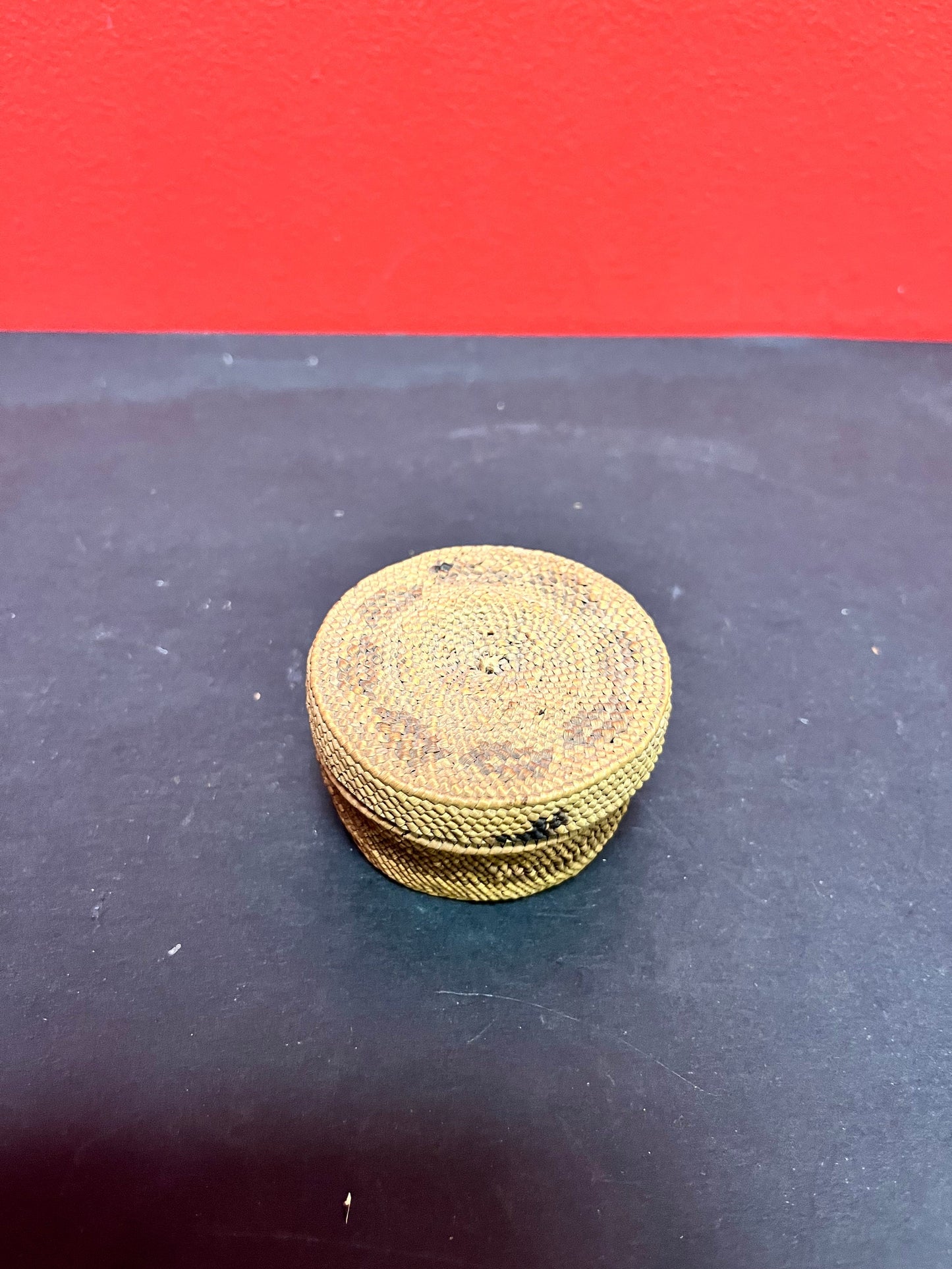 Fabulous 2 1/2 inch indigenous First Nations Pacific Northwest pre-1940s Salish basket with nice detail in good condition