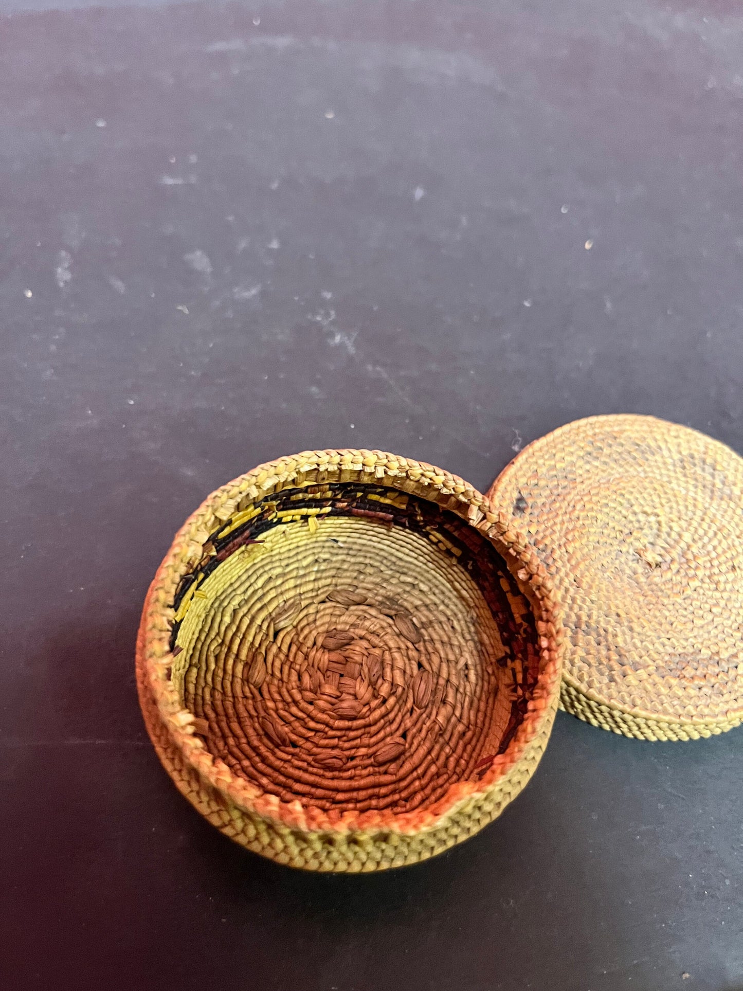 Fabulous 2 1/2 inch indigenous First Nations Pacific Northwest pre-1940s Salish basket with nice detail in good condition