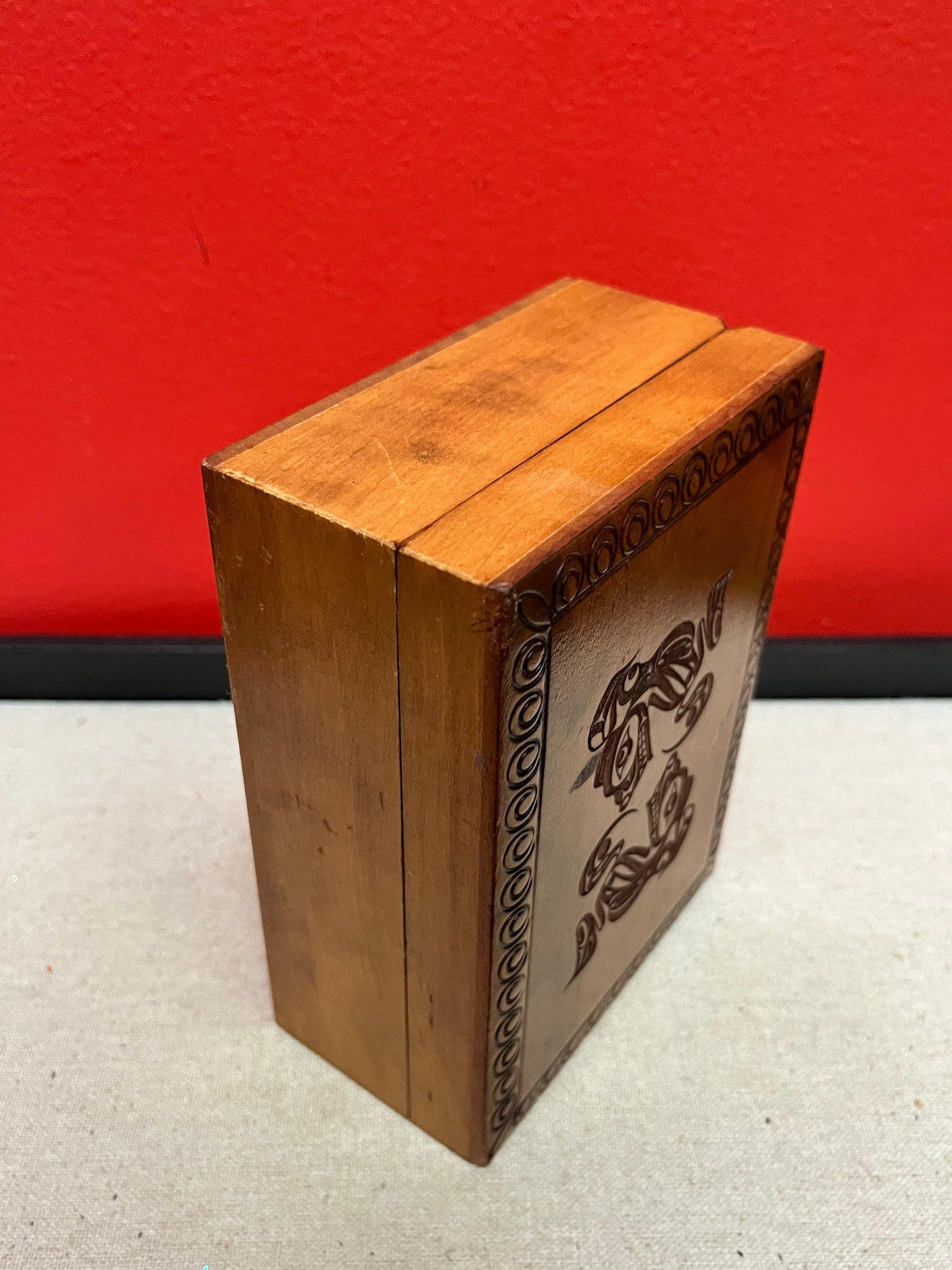 Lovely 6 x 4 x 2.5 inch high Brad Joseph wolf  box indigenous first nations Pacific northwest coast