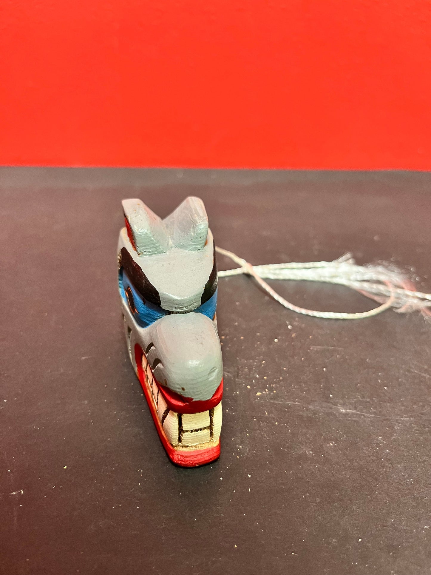 Cool  A 3×2 1/2 inch high indigenous first nations pacific coast primitive carved wolf head  attributed to the Joseph family