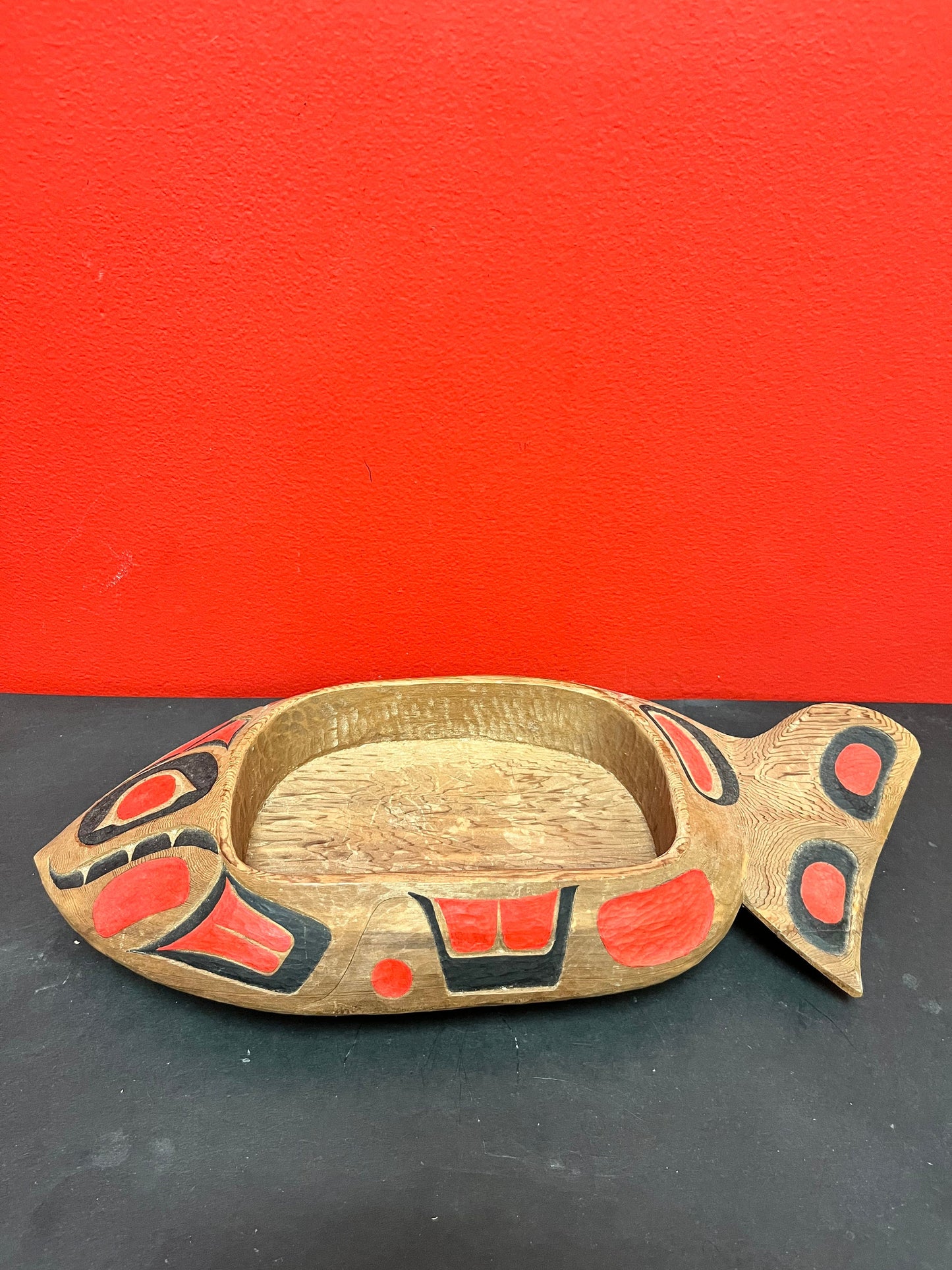 Stunning 16 inch long, signed indigenous, first nations northwest coast halibut feast bowl — great imagery and detail
