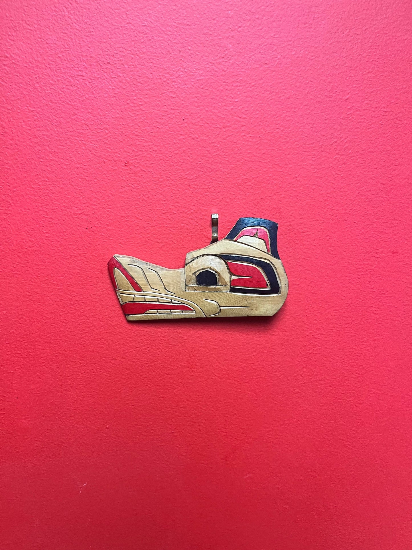 Lovely indigenous first nations pacific northwest coast 6 x 3 high cedar painted Thunderbird plaque   Tom Munson