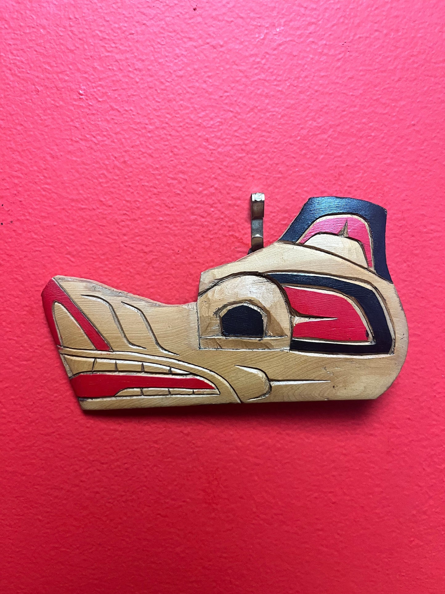 Lovely indigenous first nations pacific northwest coast 6 x 3 high cedar painted Thunderbird plaque   Tom Munson