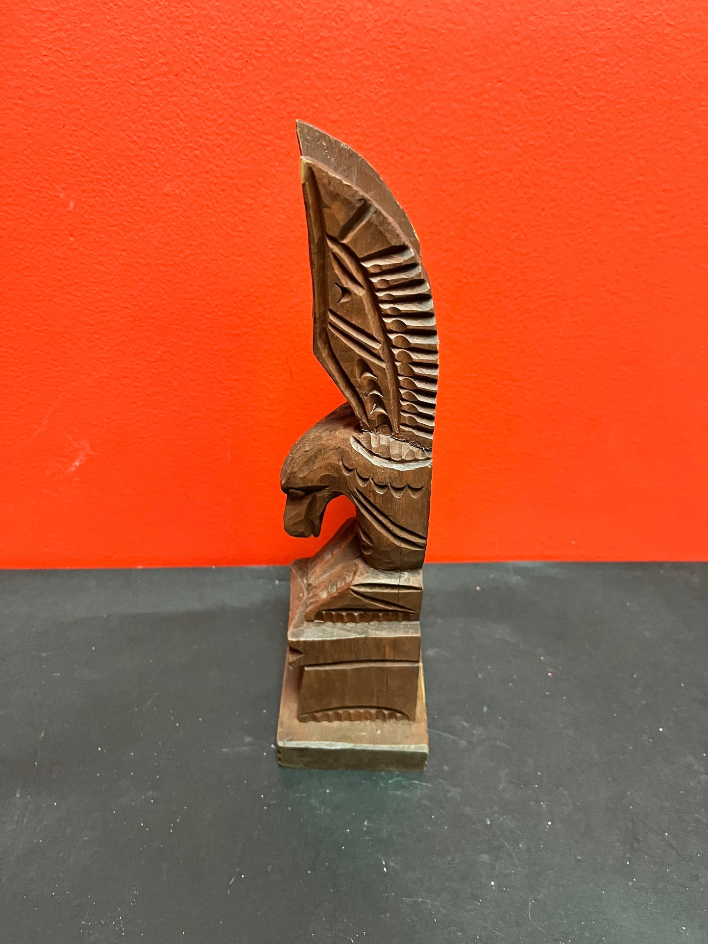 Lovely Vancouver Island unsigned Chris John eagle totem indigenous, first nations, Pacific Northwest coast 11 inches tall