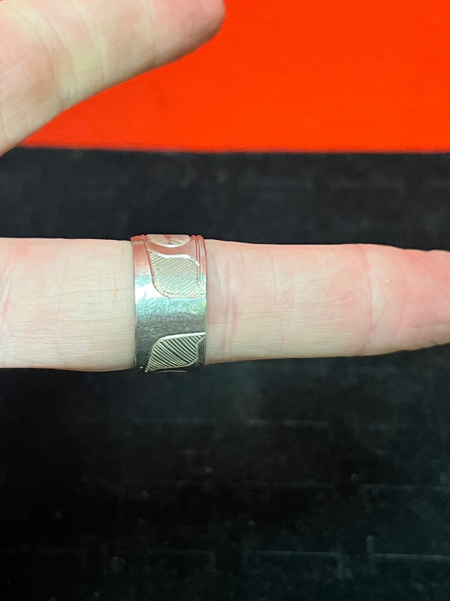 Lovely size 11 indigenous First Nations pacific northwest coast sterling and gold ring wow