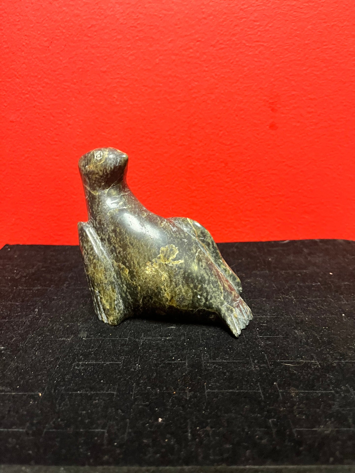 Lovely 5 inch Inuit indigenous, soapstone bird   tranquil beautiful peace