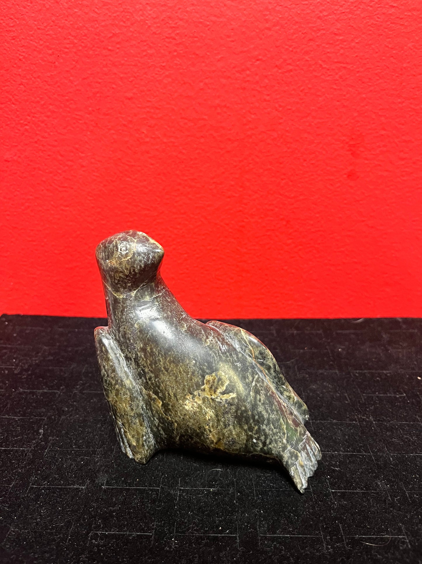 Lovely 5 inch Inuit indigenous, soapstone bird   tranquil beautiful peace