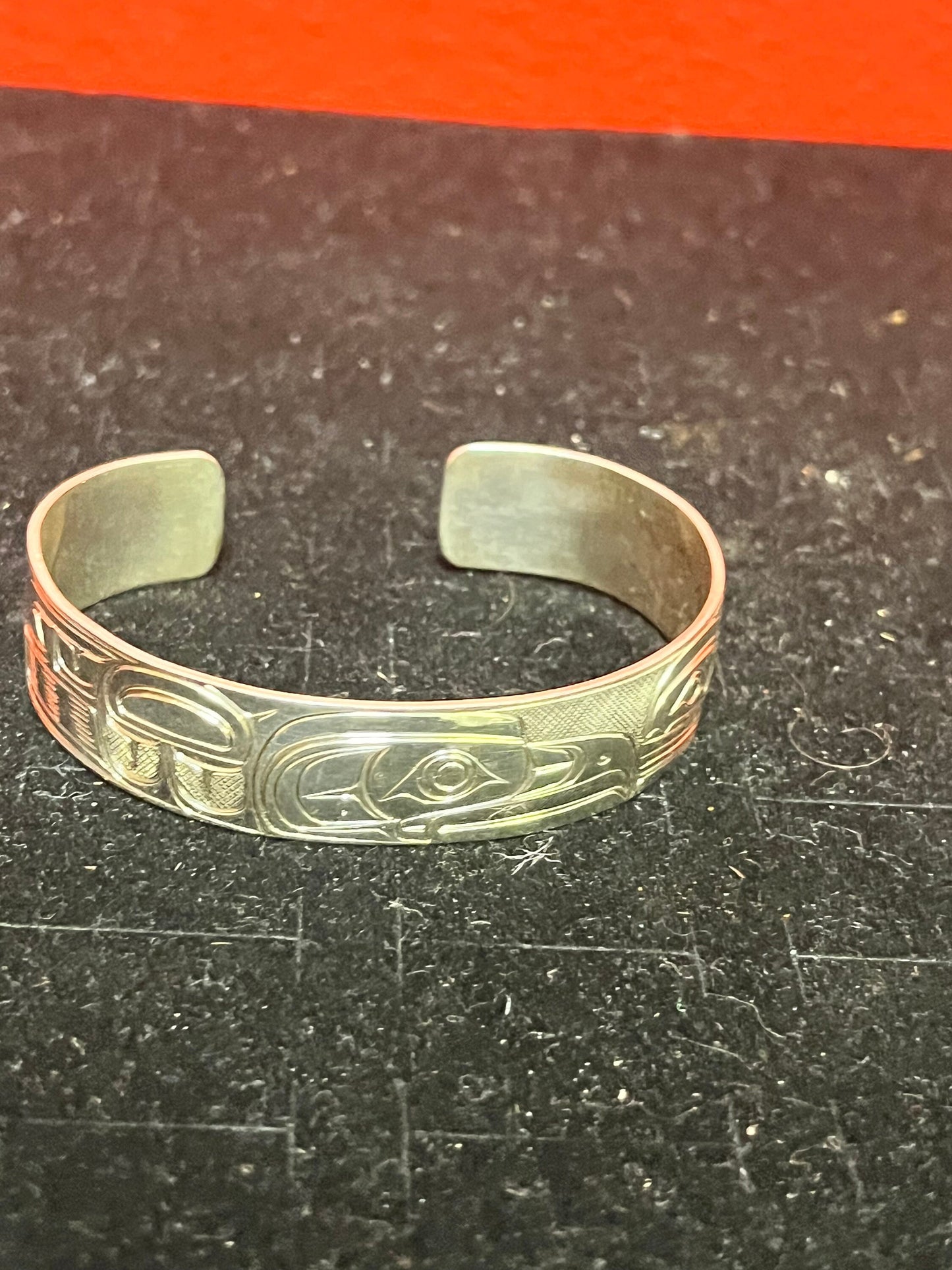 Stunning 2 1/2 inch wide indigenous first nations northwest coast Sterling Tony Hunt thunderbird bracelet amazing detail