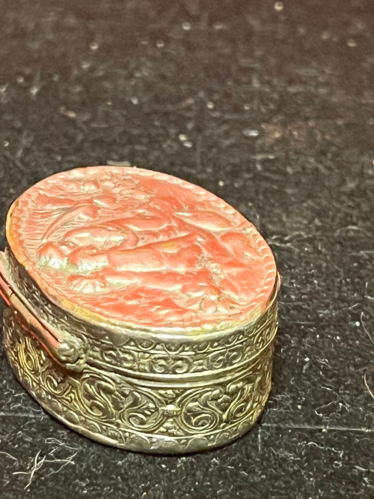 Lovely 1.5 inch Italian untested silver pillbox depicting cherubs dancing beautiful gift