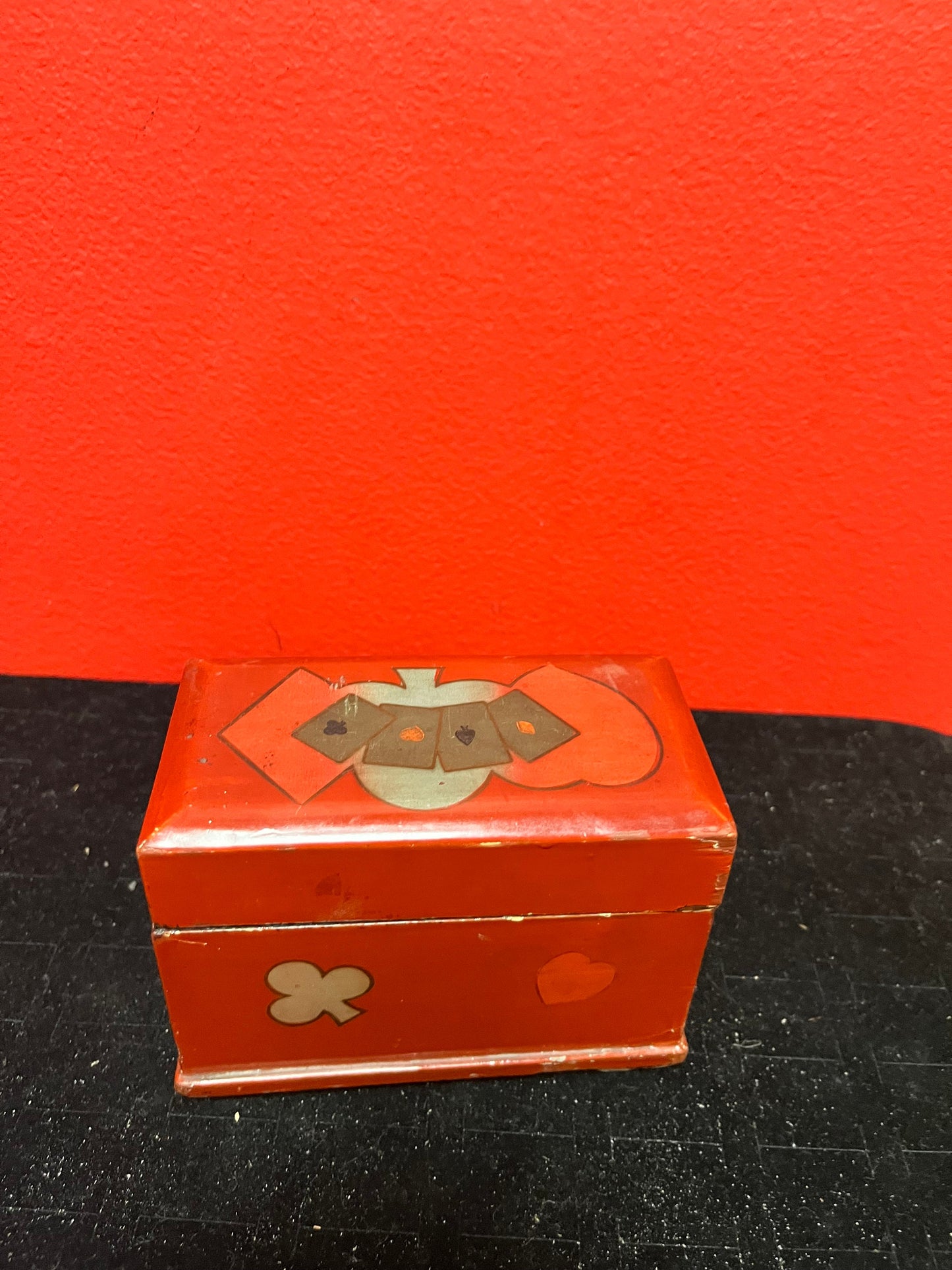 A Stunning Japanese antique 4.5 x 3 x 2 high Lacquer playing card box wonderful detail and quality