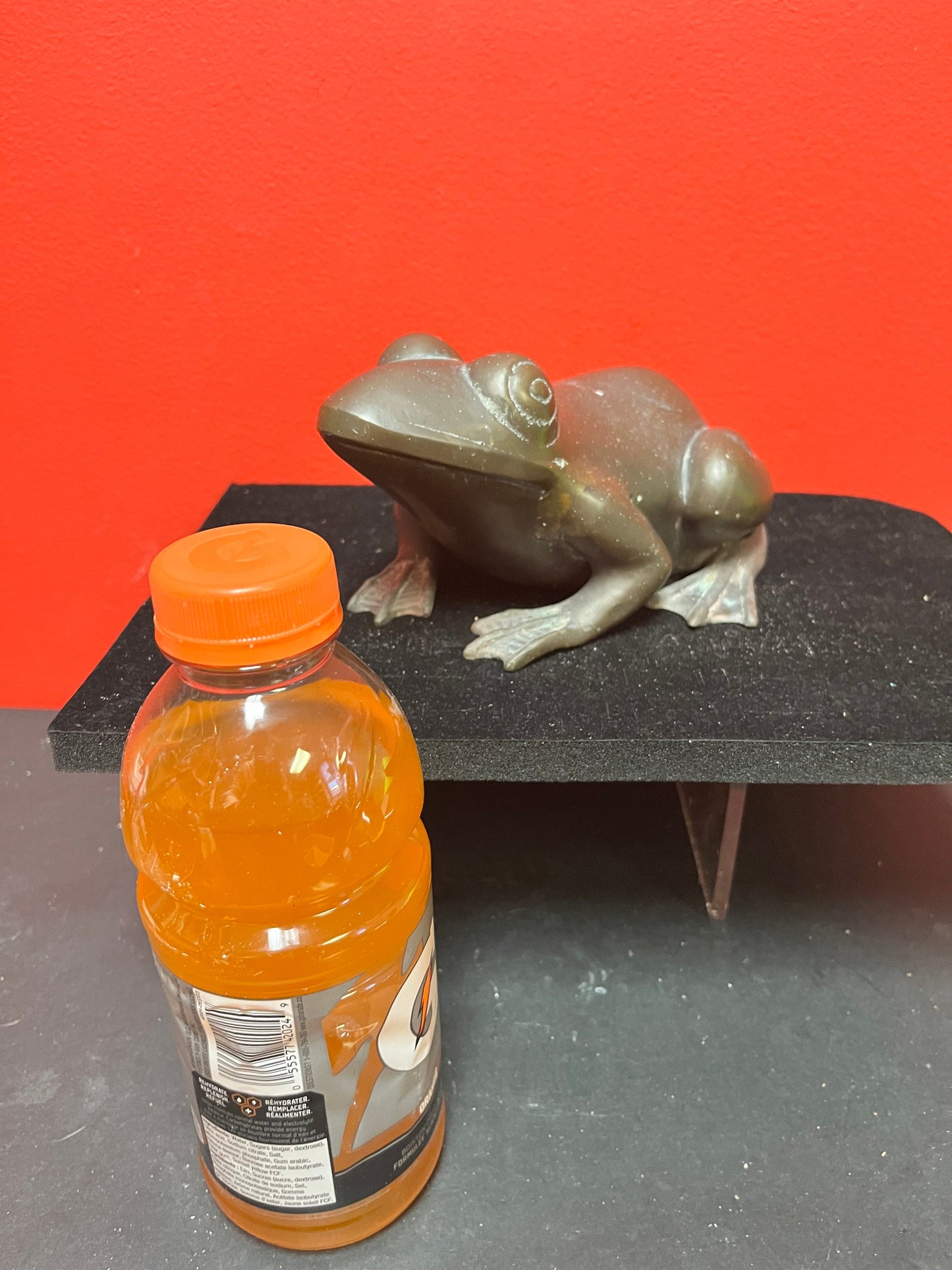 Spectacular 9.5“ x 6.5 inch wide Japanese bronze frog with amazing patina one of my favourite items of all time -heavy and good quality
