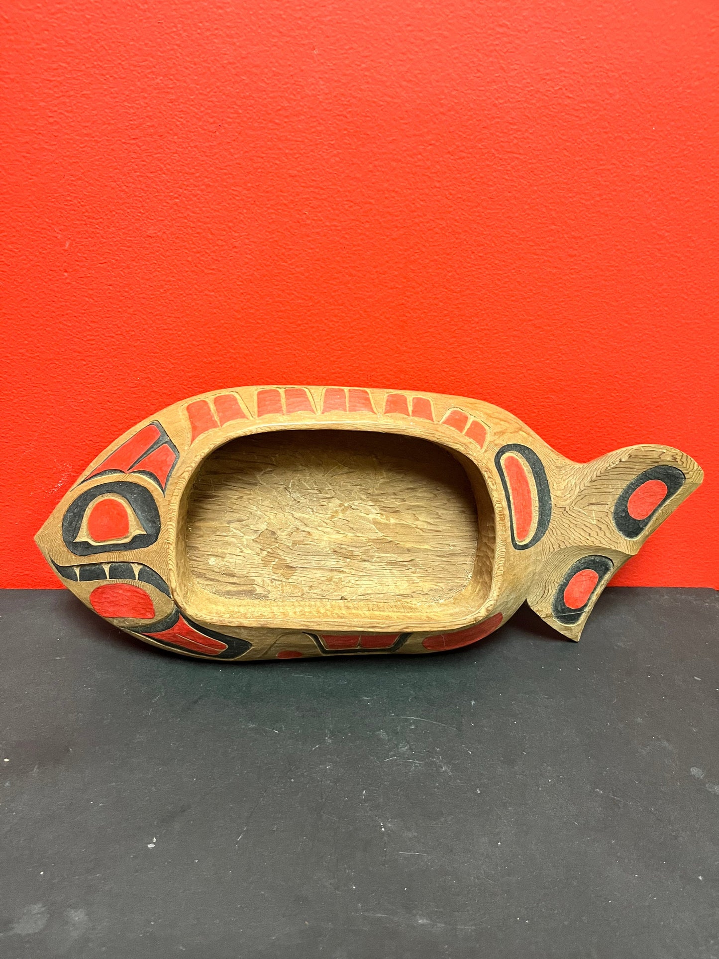 Stunning 16 inch long, signed indigenous, first nations northwest coast halibut feast bowl — great imagery and detail
