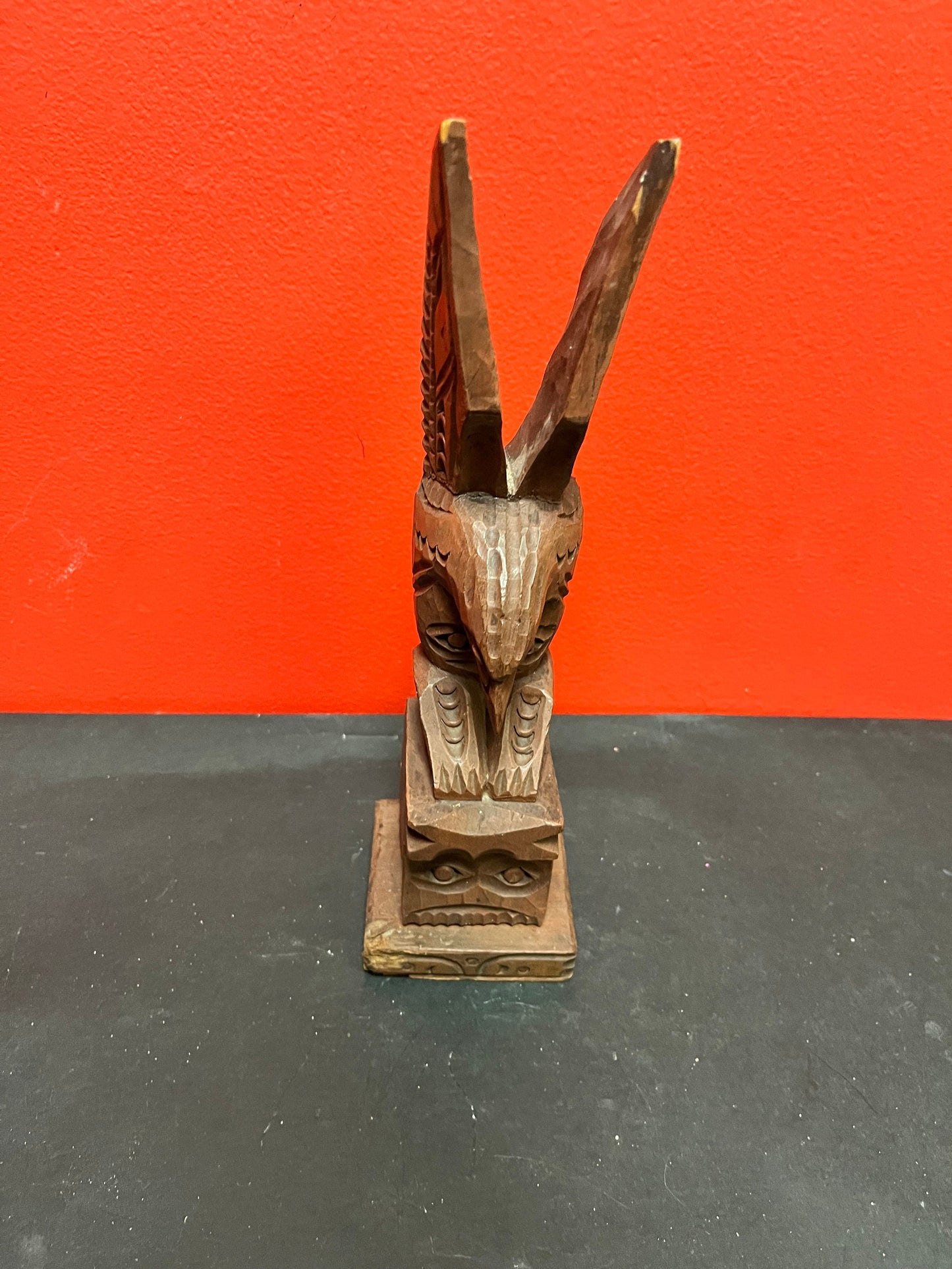 Lovely Vancouver Island unsigned Chris John eagle totem indigenous, first nations, Pacific Northwest coast 11 inches tall