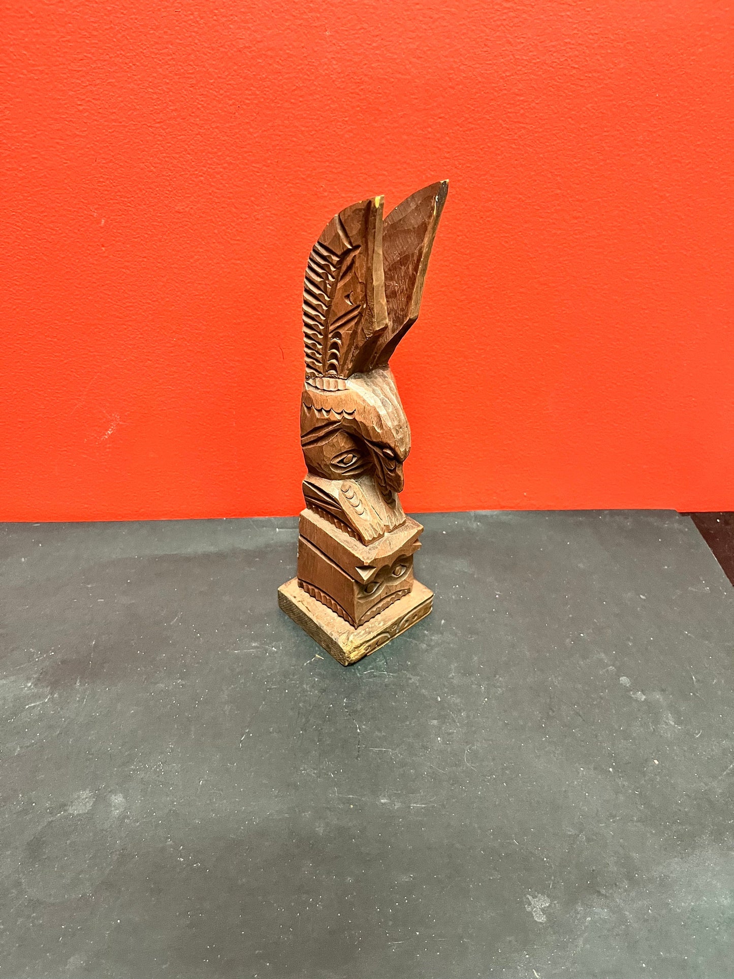 Lovely Vancouver Island unsigned Chris John eagle totem indigenous, first nations, Pacific Northwest coast 11 inches tall