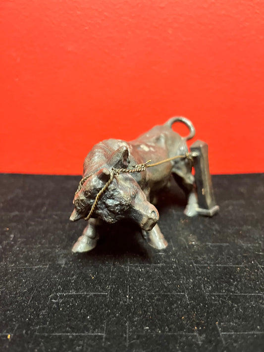 Lovely 5 inch long meridian silver plate  antique heavy heavy bull statue