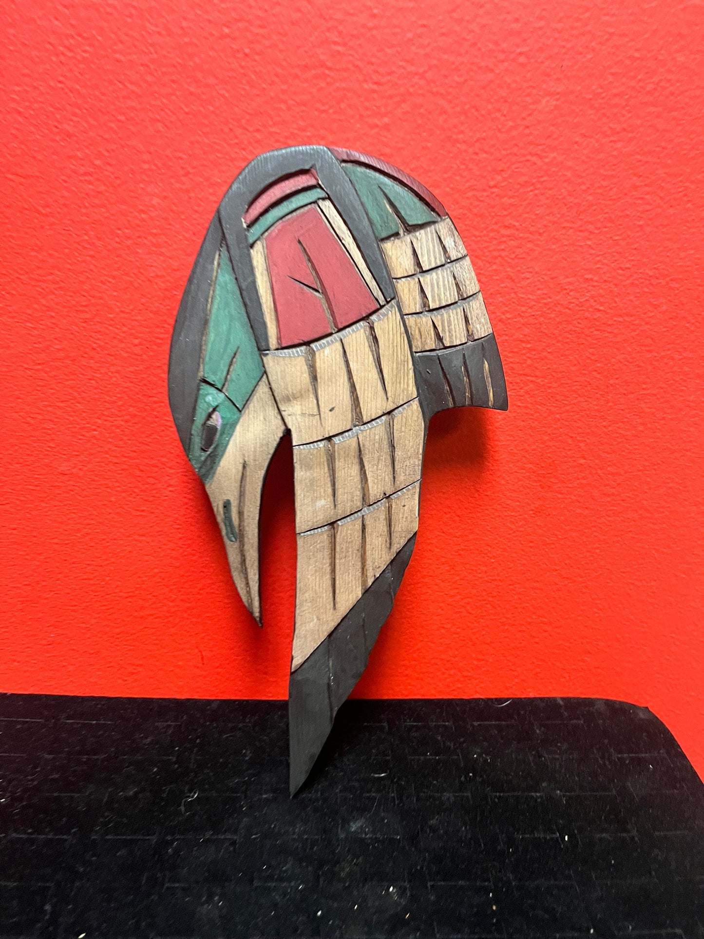 Lovely 10 x 5“ indigenous first nations northwest coast, Raven by Dora and Frank Frenchie  needs a hanger