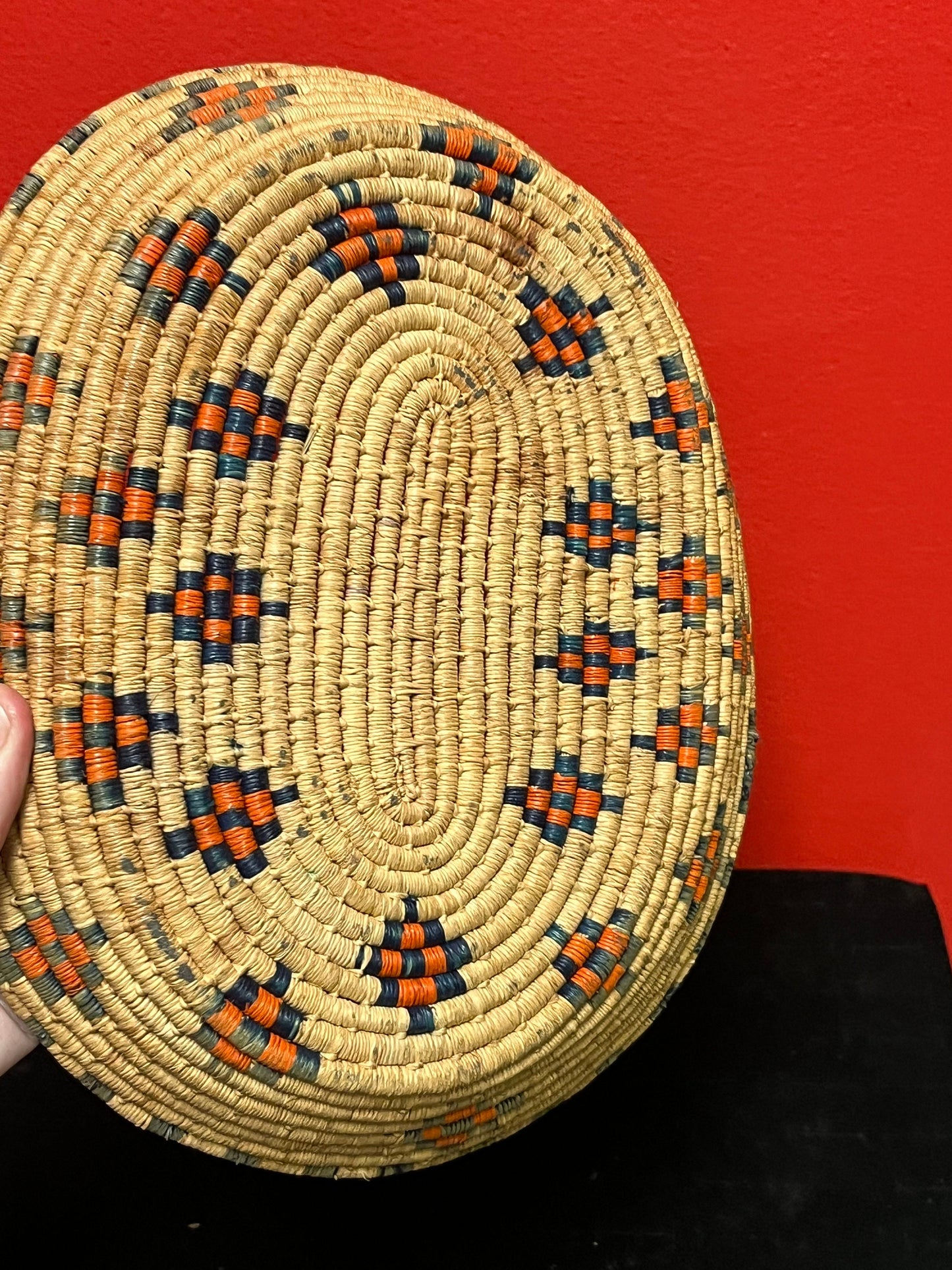 Beautiful 11 inch indigenous, first nations, Thompson River woven basket tray minor staining value priced