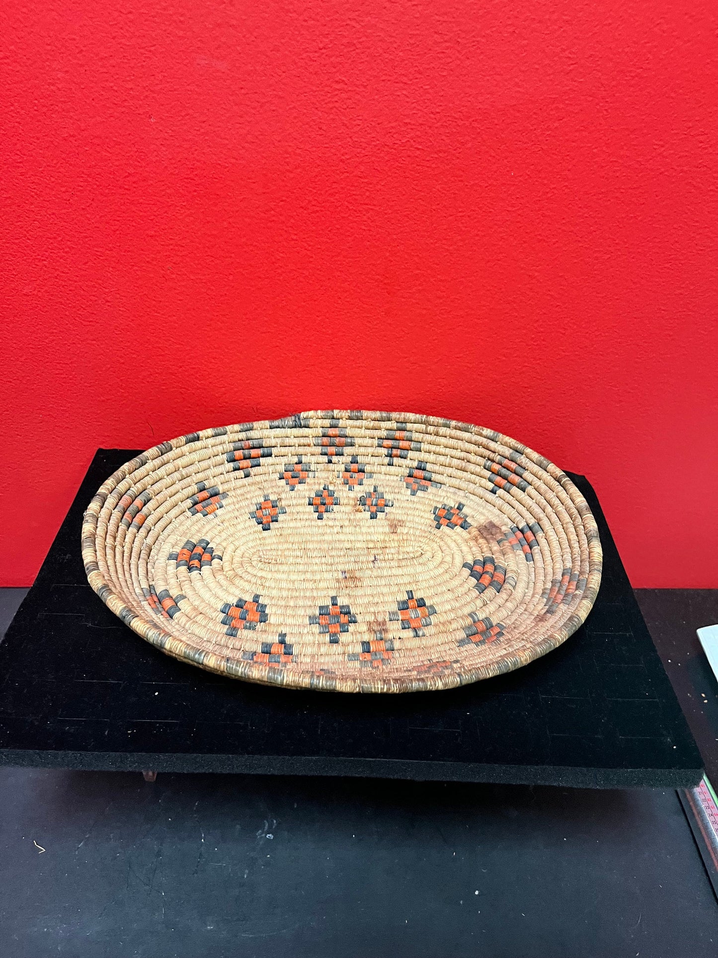 Beautiful 11 inch indigenous, first nations, Thompson River woven basket tray minor staining value priced