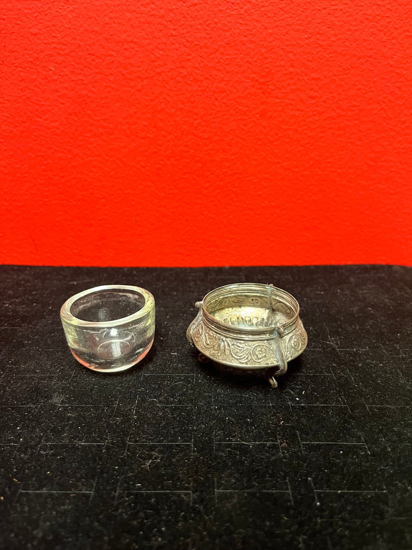 Small European silver untested salt with liner