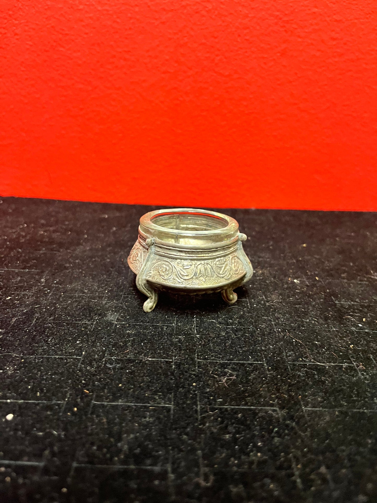 Small European silver untested salt with liner