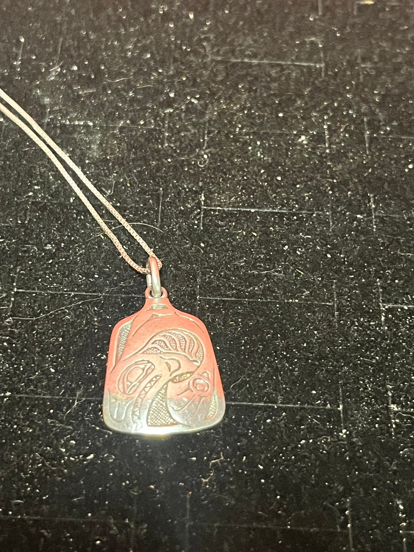 Stunning 1 inch long signed indigenous first nations north west coast Sterling silver salmon pendant with free chain