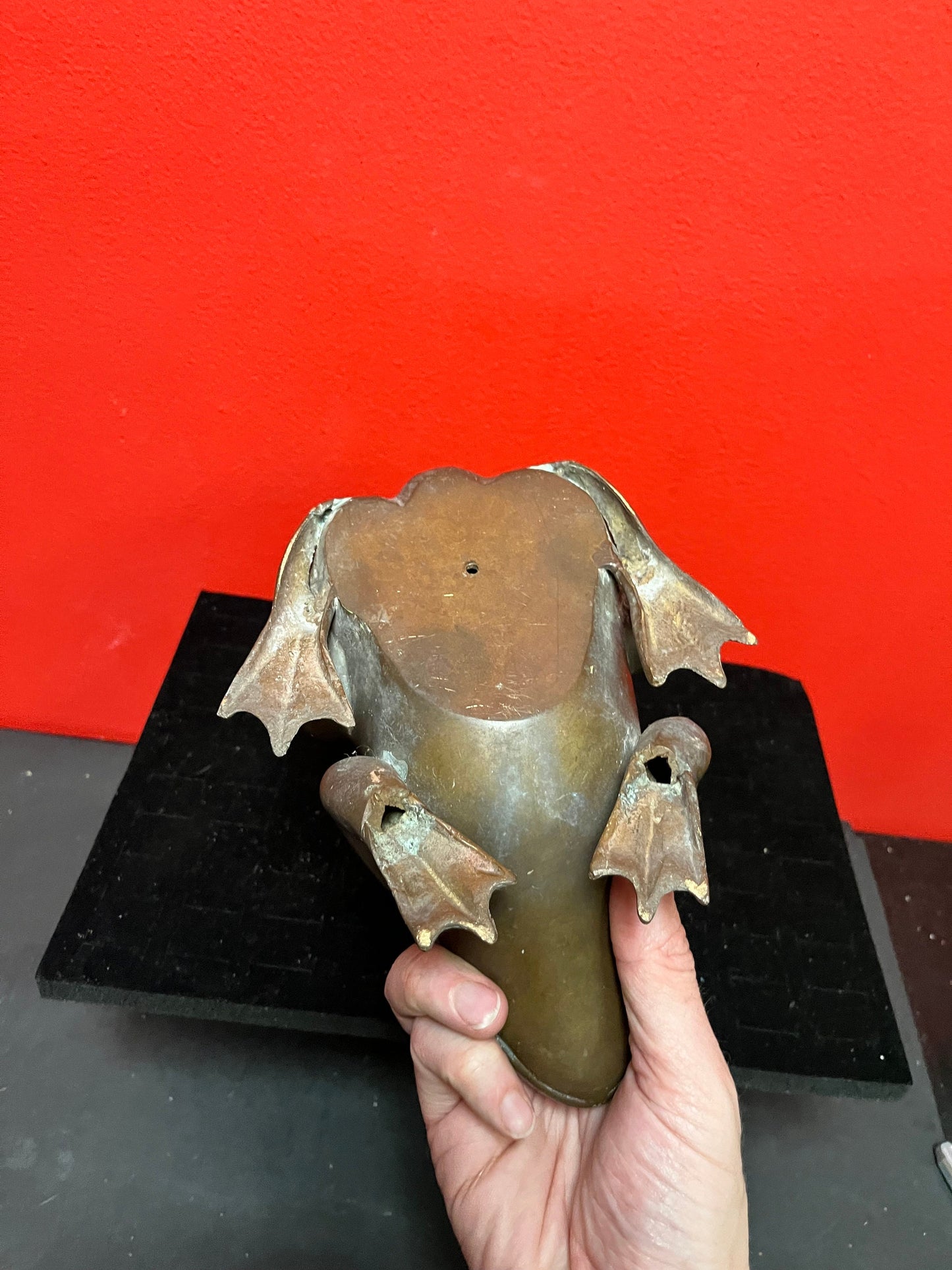 Spectacular 9.5“ x 6.5 inch wide Japanese bronze frog with amazing patina one of my favourite items of all time -heavy and good quality