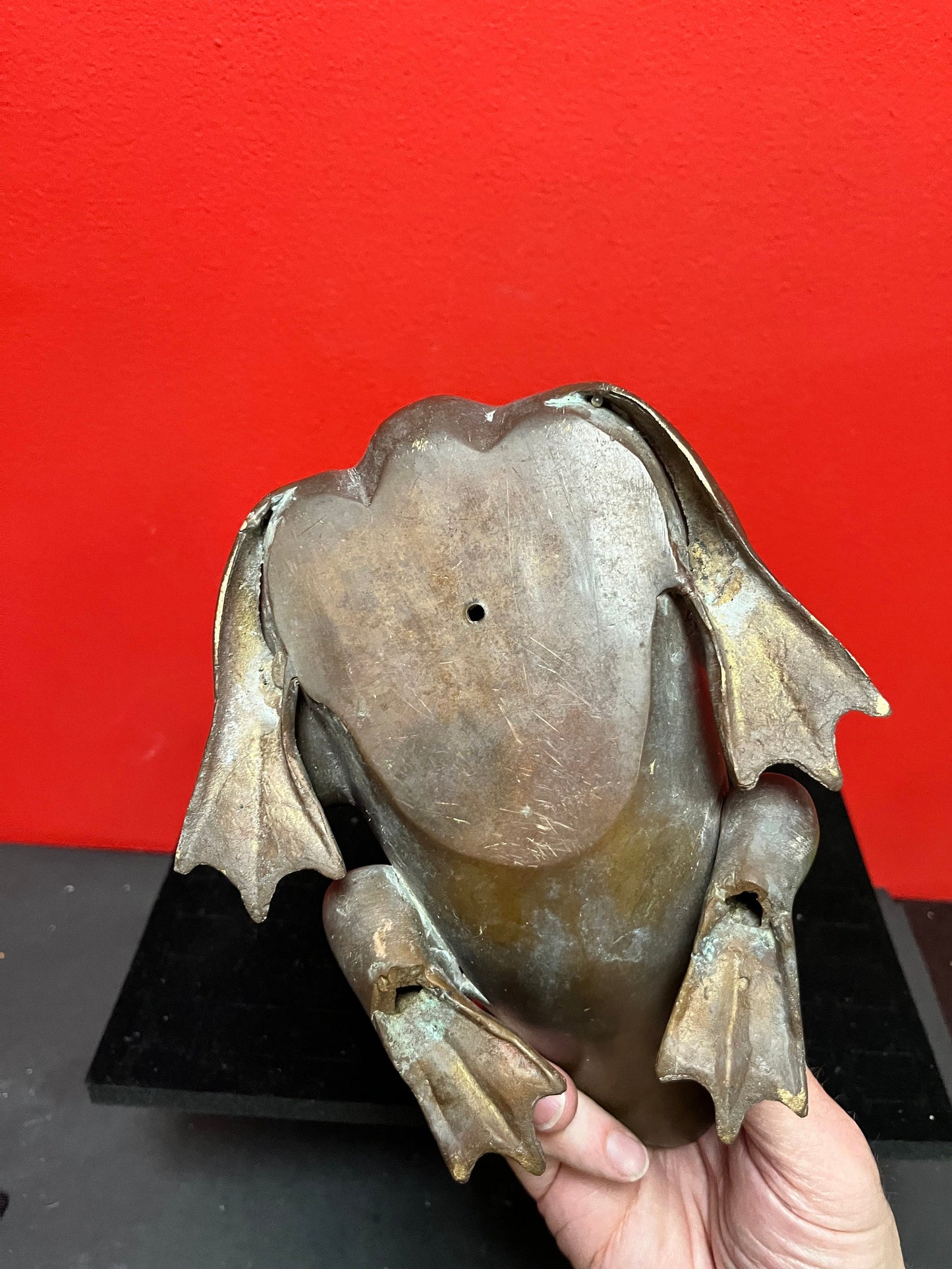 Spectacular 9.5“ x 6.5 inch wide Japanese bronze frog with amazing patina one of my favourite items of all time -heavy and good quality