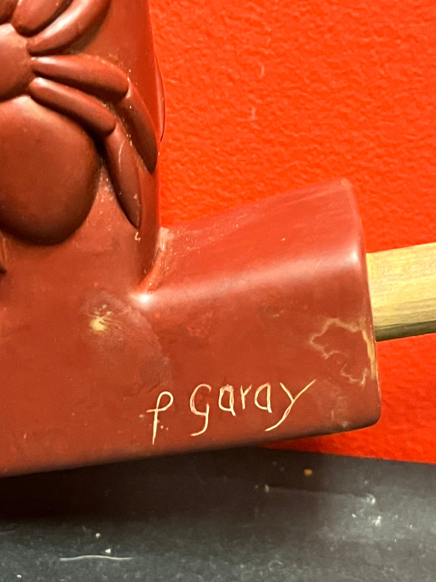 Very rare 24 x 6 tall indigenous first nations Haida red Argillite  pipe signed beauty