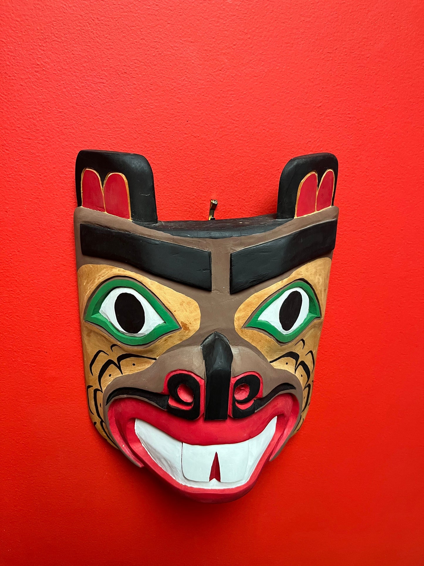 Fabulous 12 x 10 wide indigenous, first nations, Pacific Northwest coast, older polychrome painted beaver mask   ready to hang - wow