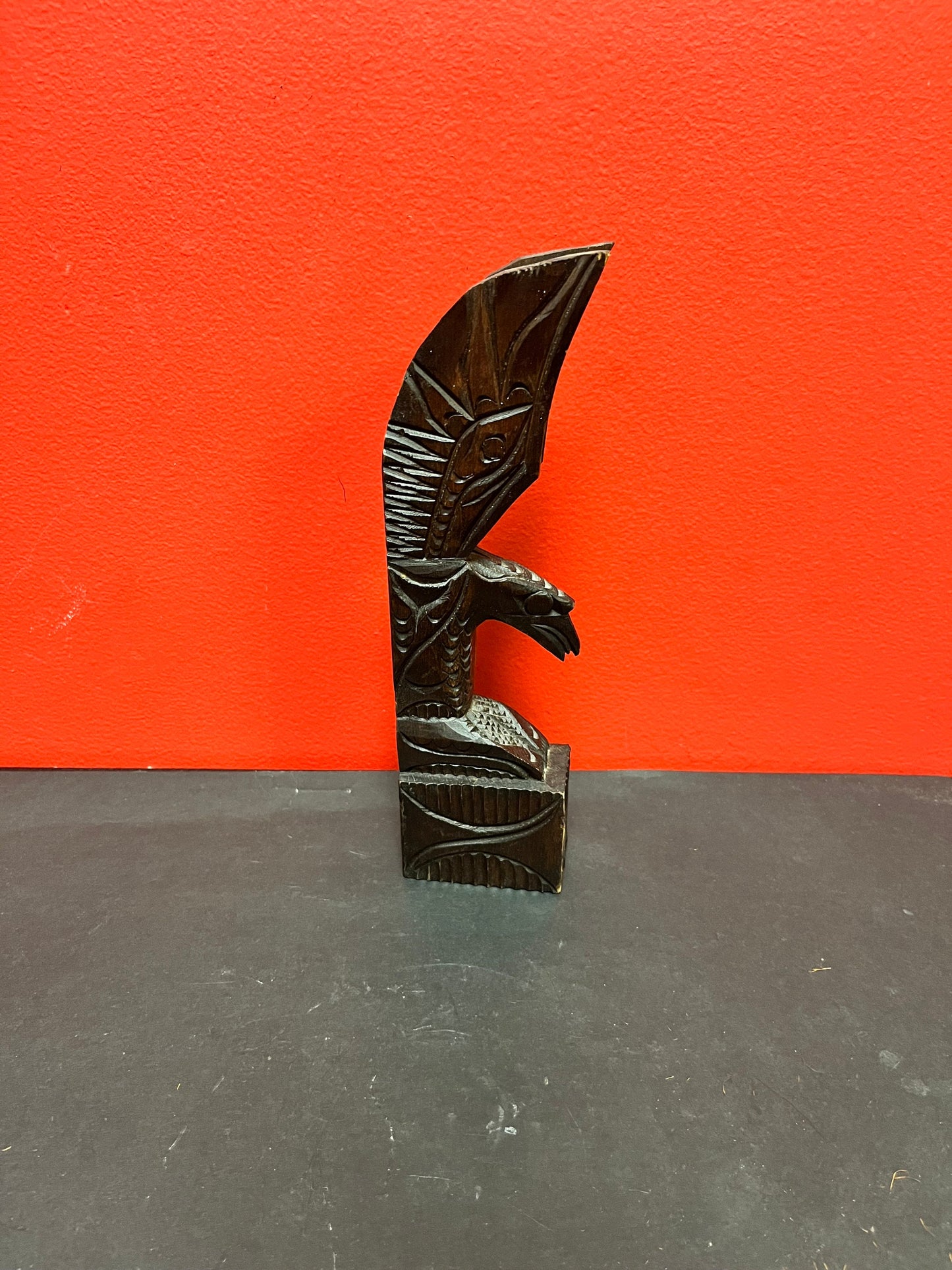 Lovely indigenous first nations, Pacific Northwest coast signed Chris John totem pole Eagle 10 inches high nice detail
