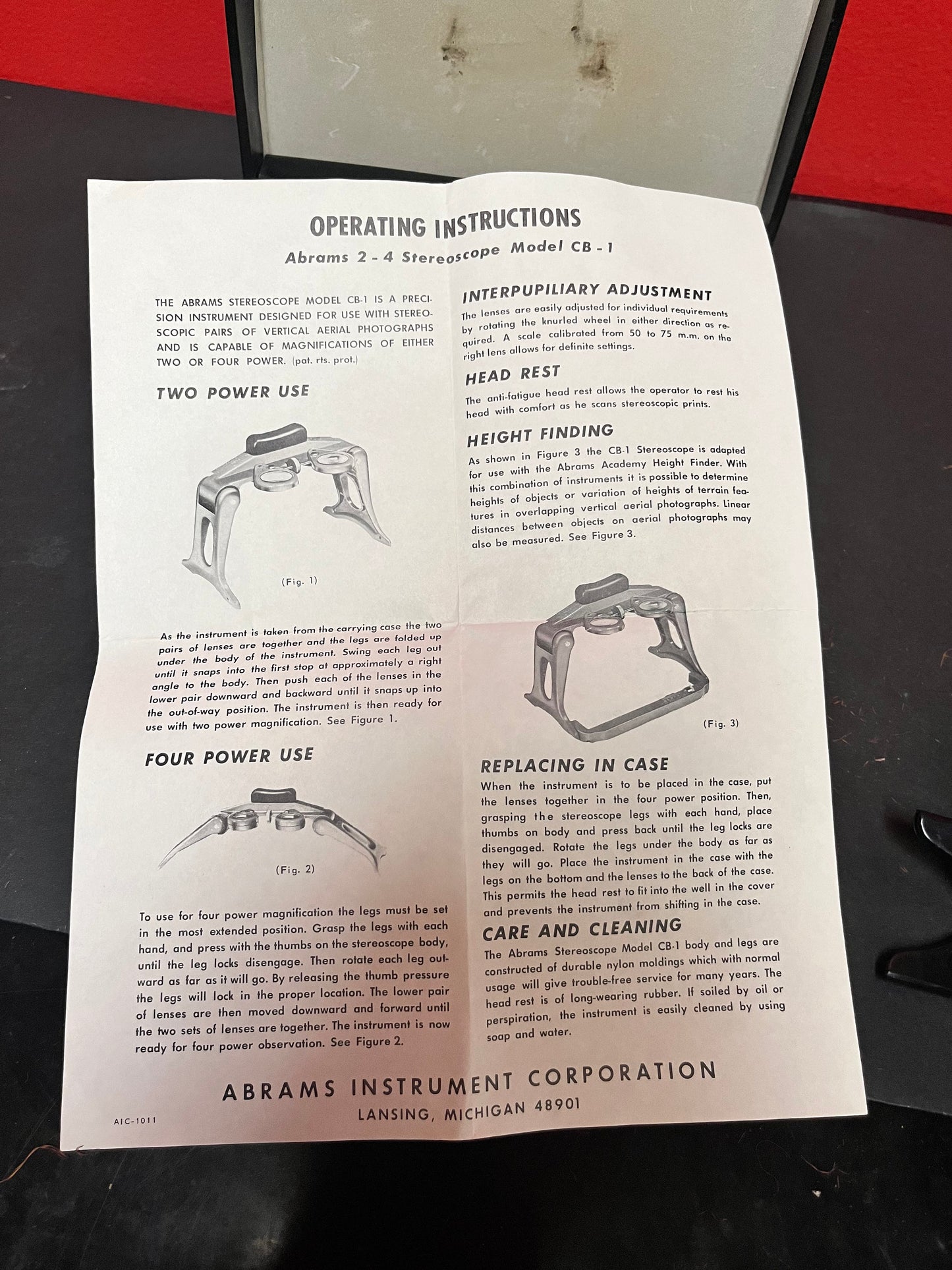 A Fabulous 7 inch wide Abrams model CB - one, two or four power stereoscope American with inspections and box great condition