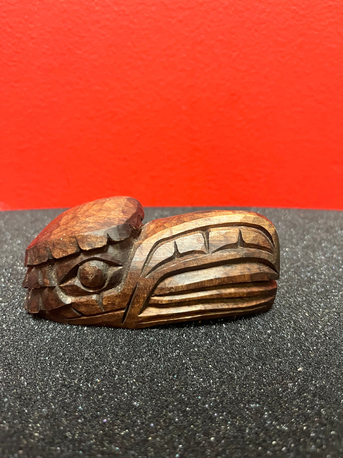 Lovely signed Canadian indigenous First Nations Pacific Northwest coast eagle head good value