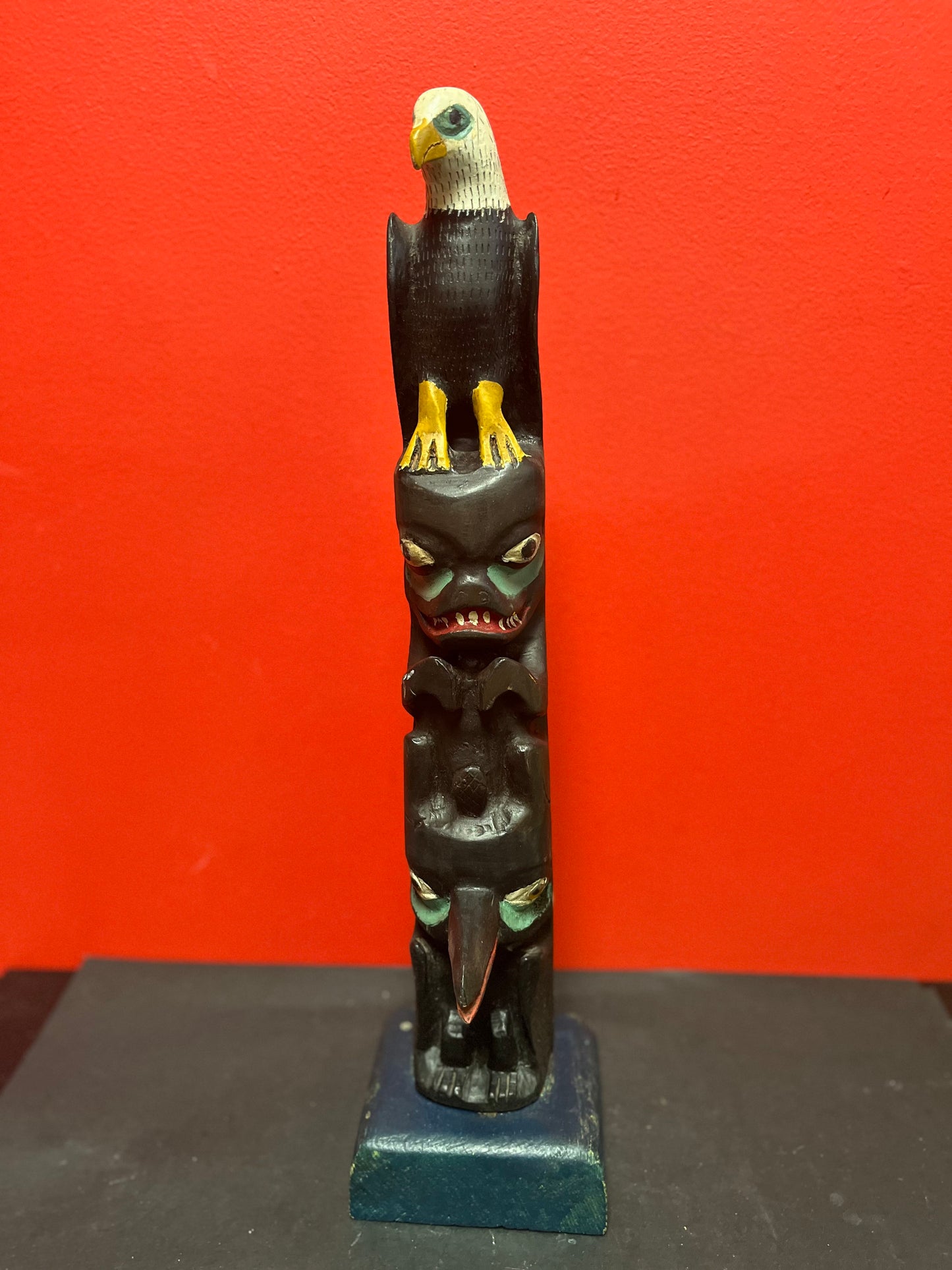 Stunning 20 x 4.5 antique unsigned possibly ceremonial indigenous first nations, Pacific Northwest Coast Folk Art transformation totem pole