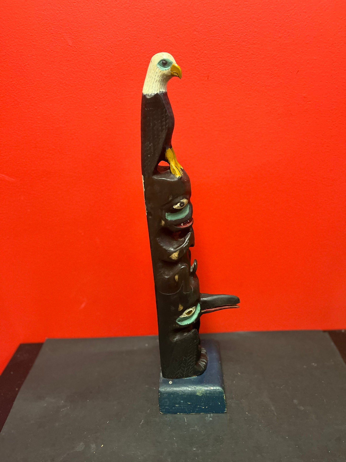 Stunning 20 x 4.5 antique unsigned possibly ceremonial indigenous first nations, Pacific Northwest Coast Folk Art transformation totem pole